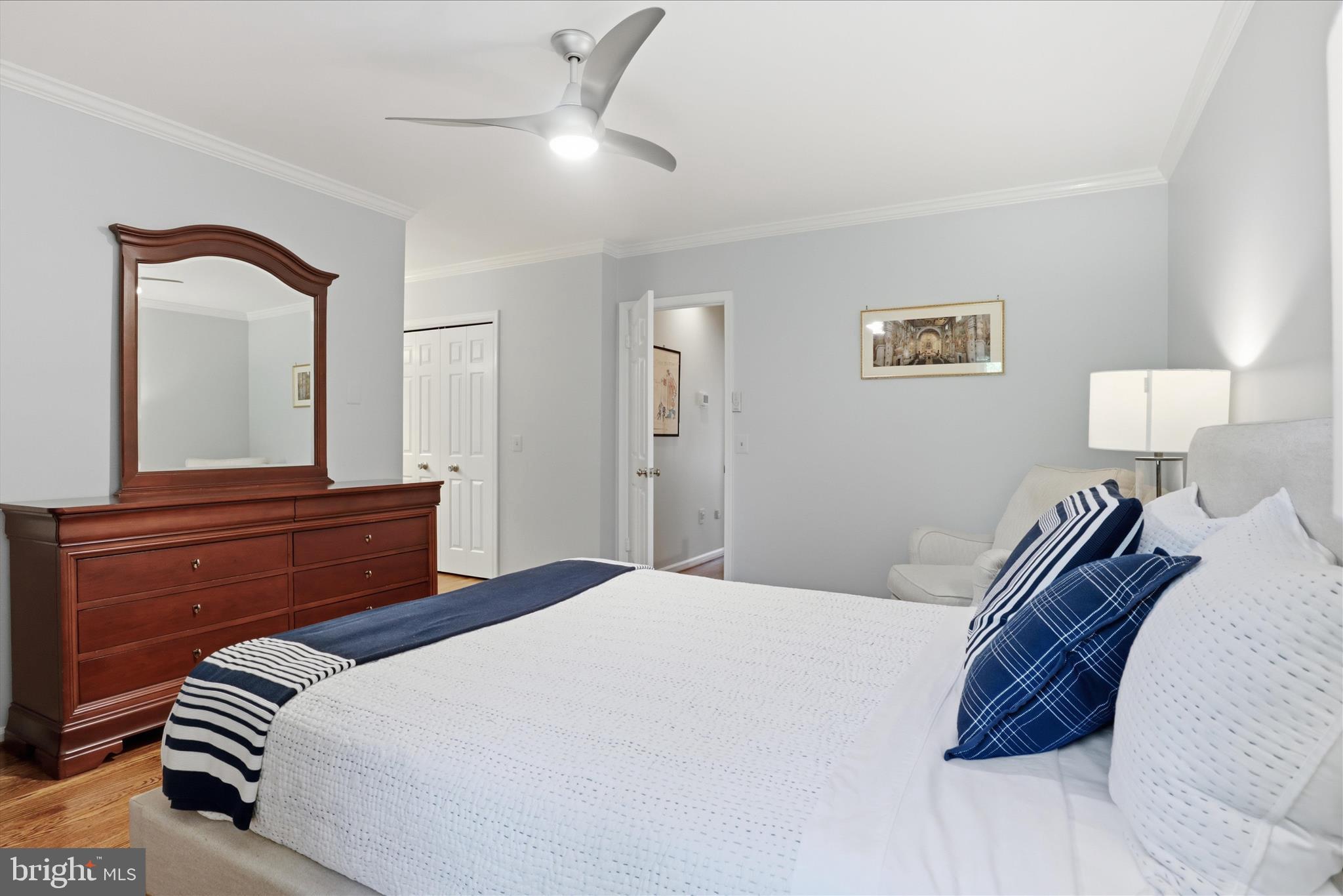 HAMPTONS OF MCLEAN - Residential