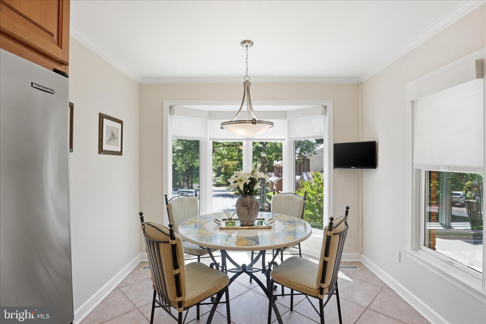 HAMPTONS OF MCLEAN - Residential