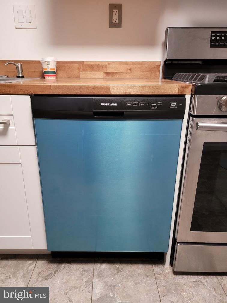 COUNTRY RIDGE - Residential