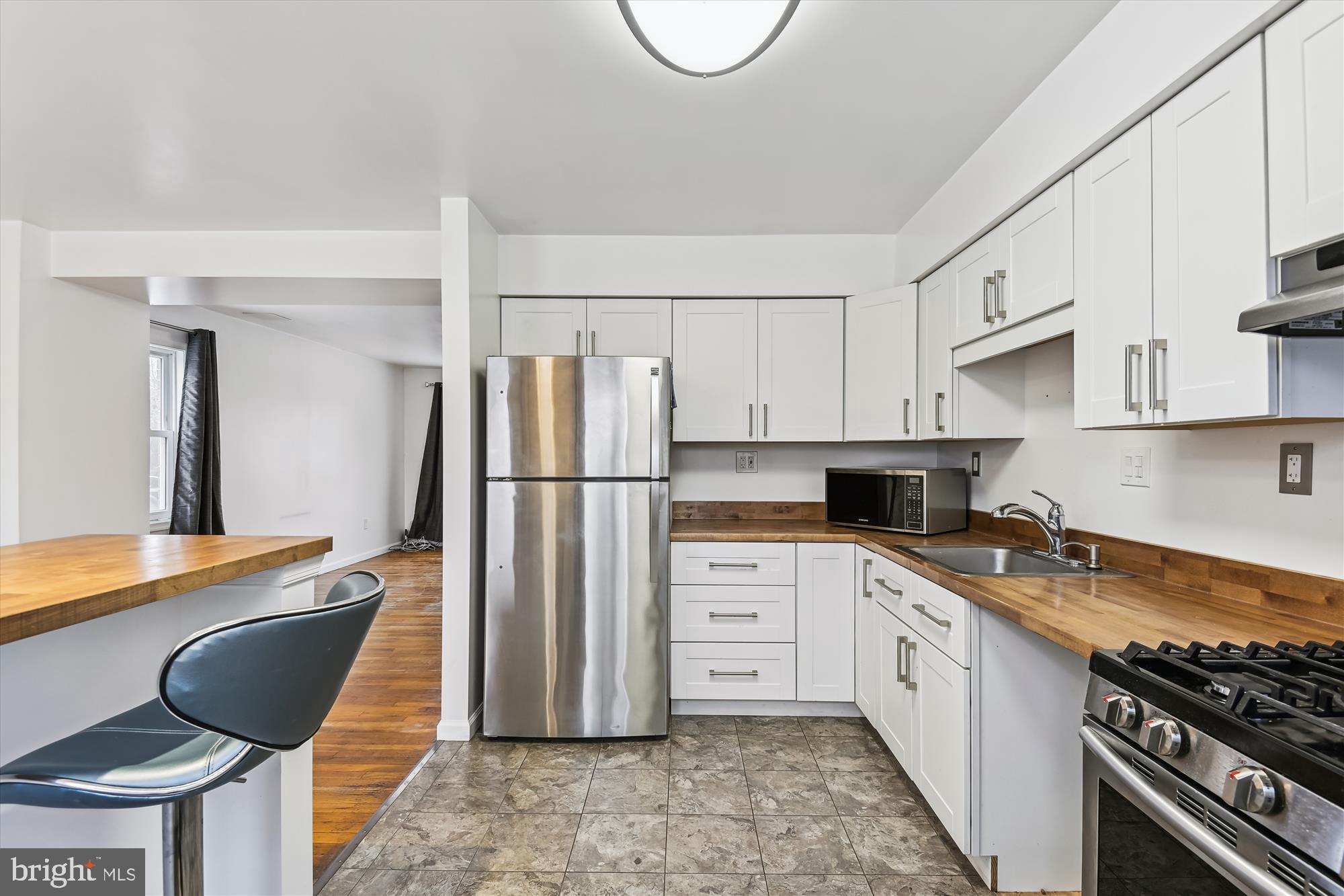 COUNTRY RIDGE - Residential