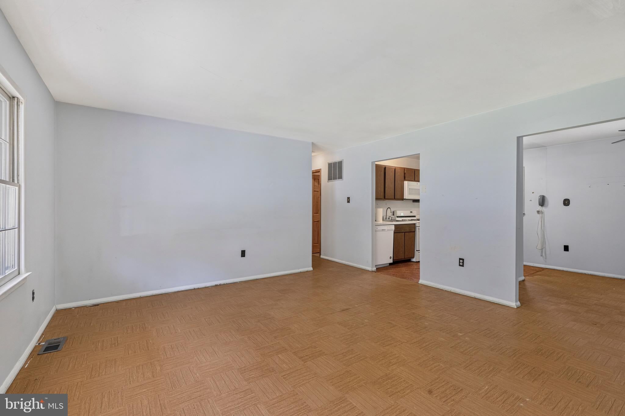 6954 HEATHER DRIVE