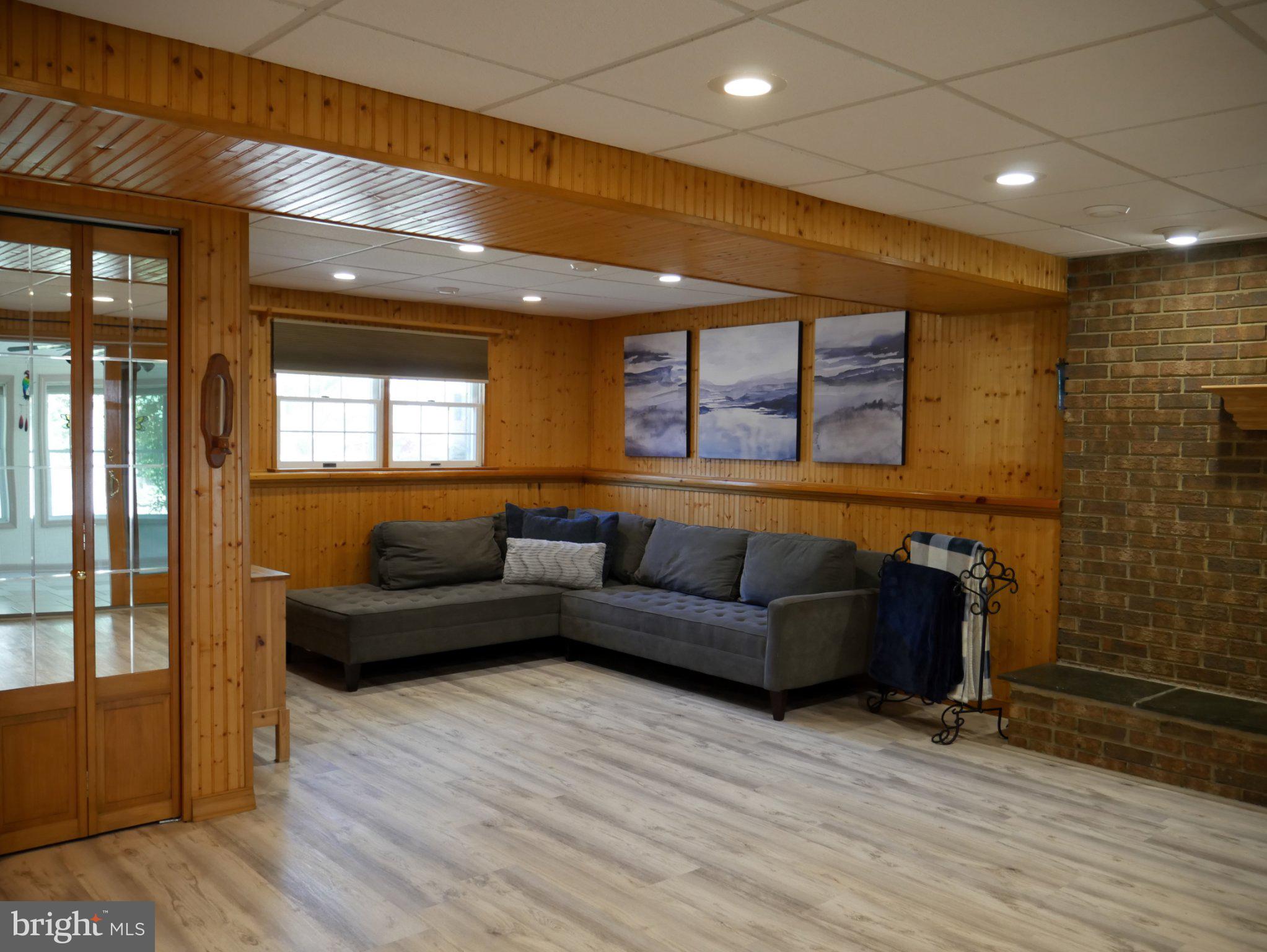 RIPPLING ESTATES - Residential