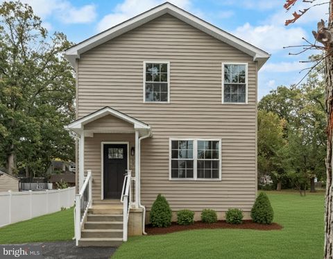 19 E 2ND AVENUE PINE HILL NJ 08021