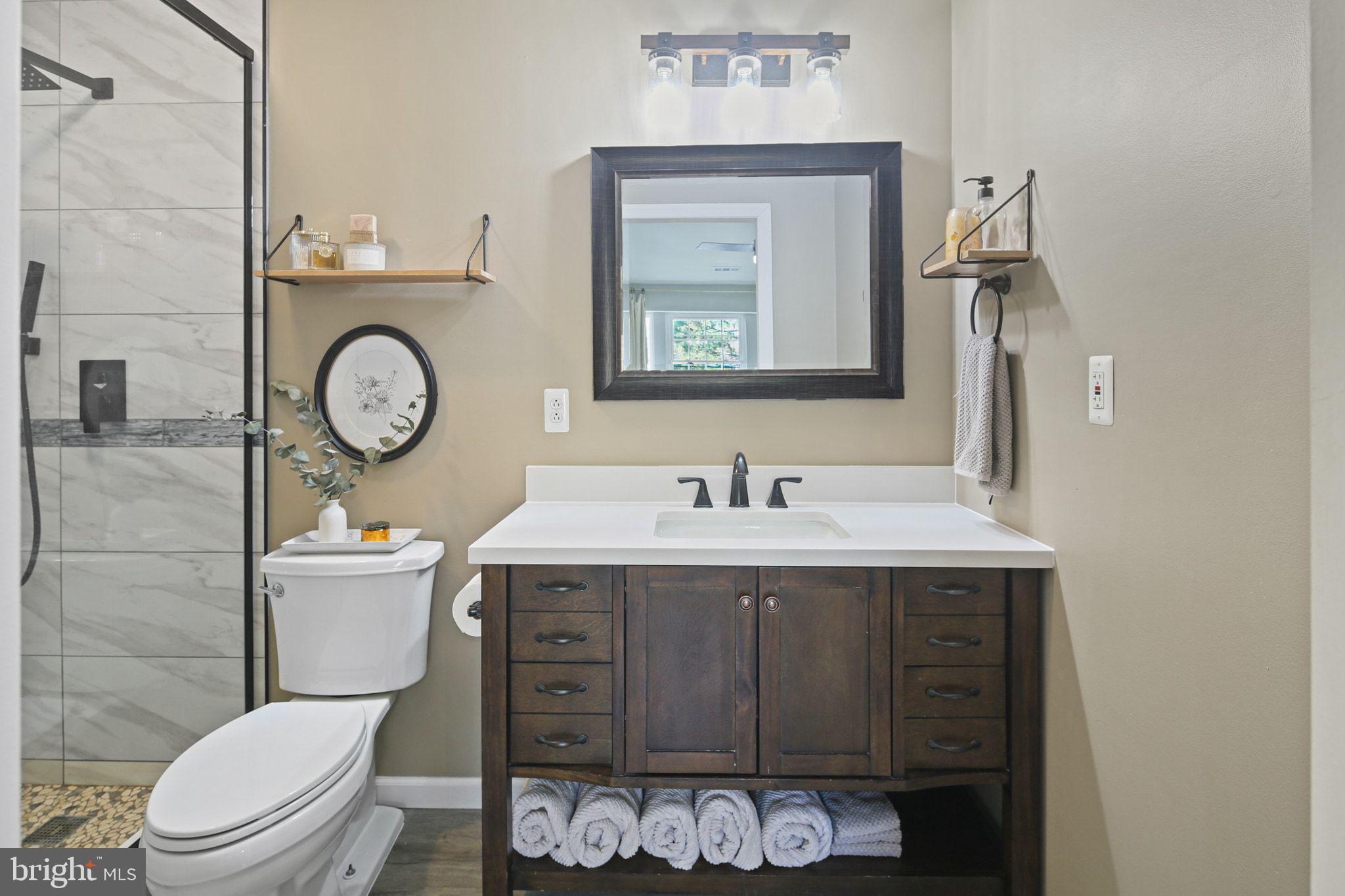 MONTGOMERY RUN - Residential