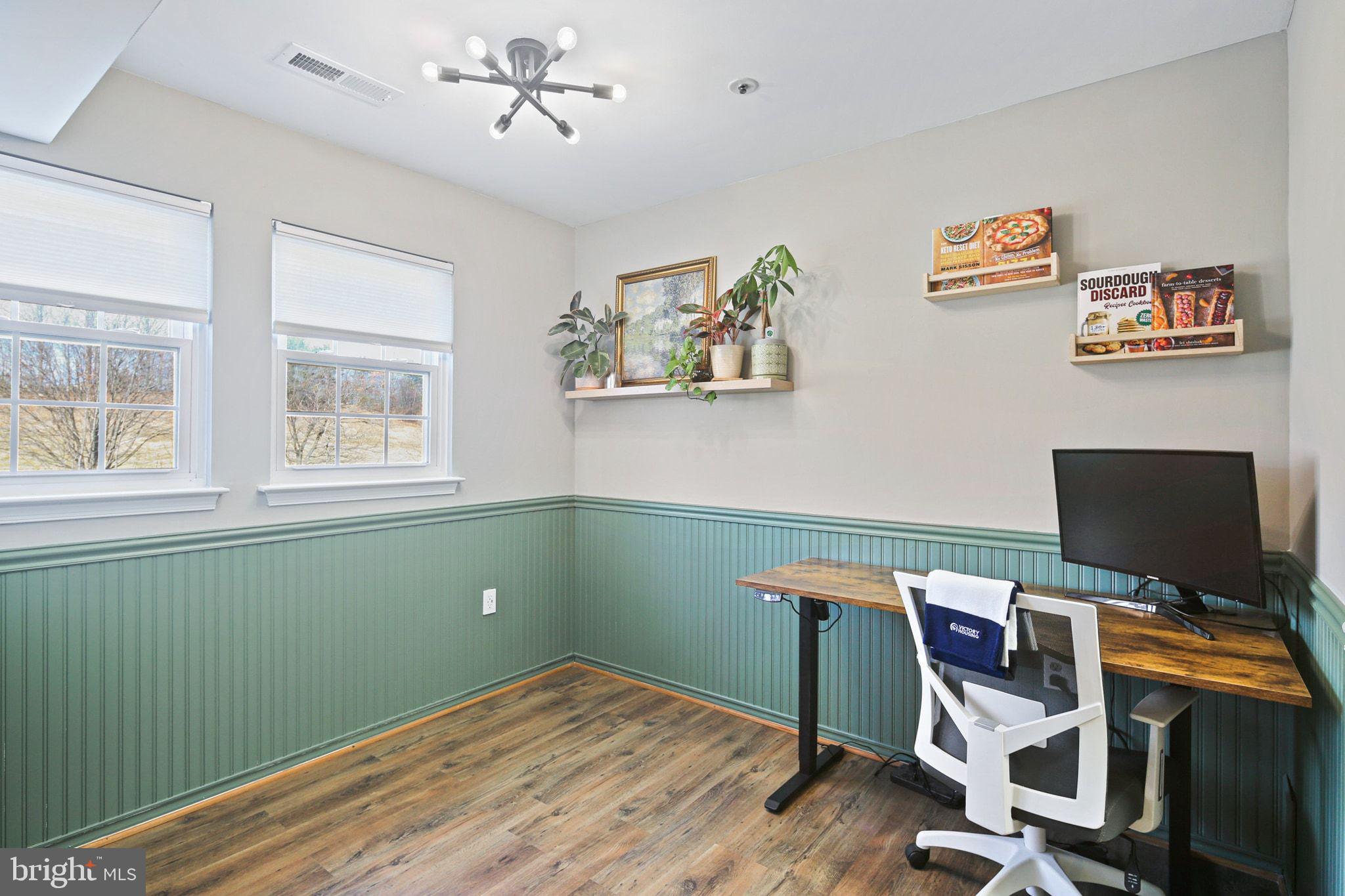 MONTGOMERY RUN - Residential