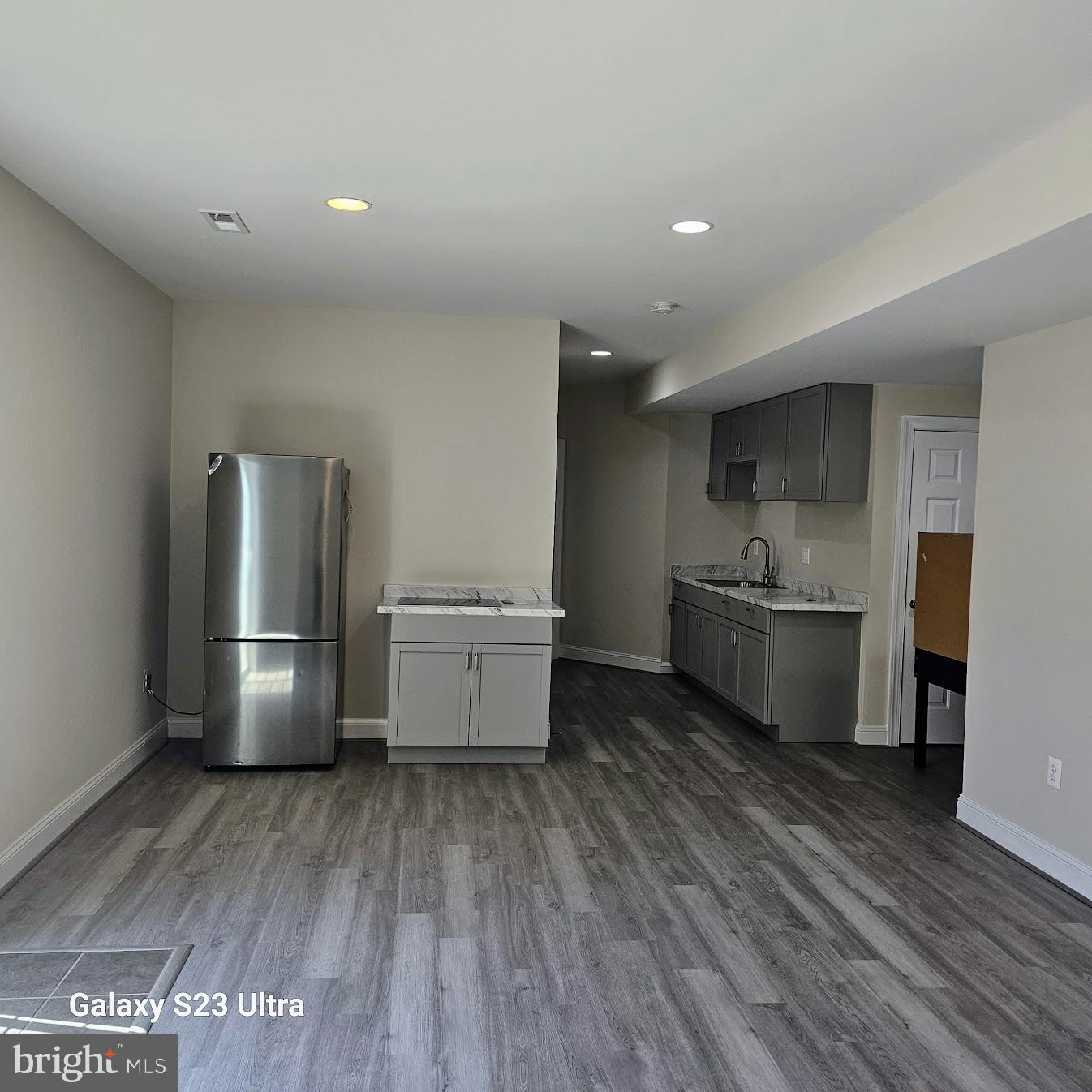 RIDGEFIELD - Residential Lease