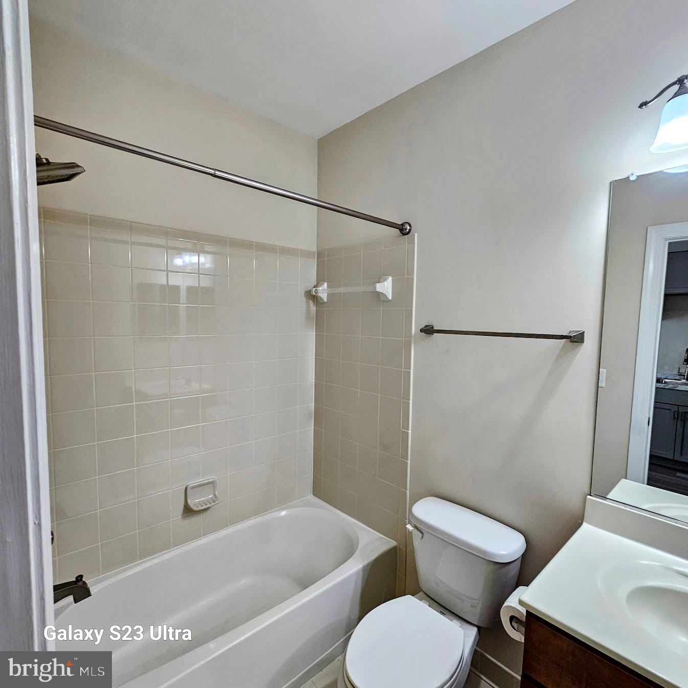 RIDGEFIELD - Residential Lease