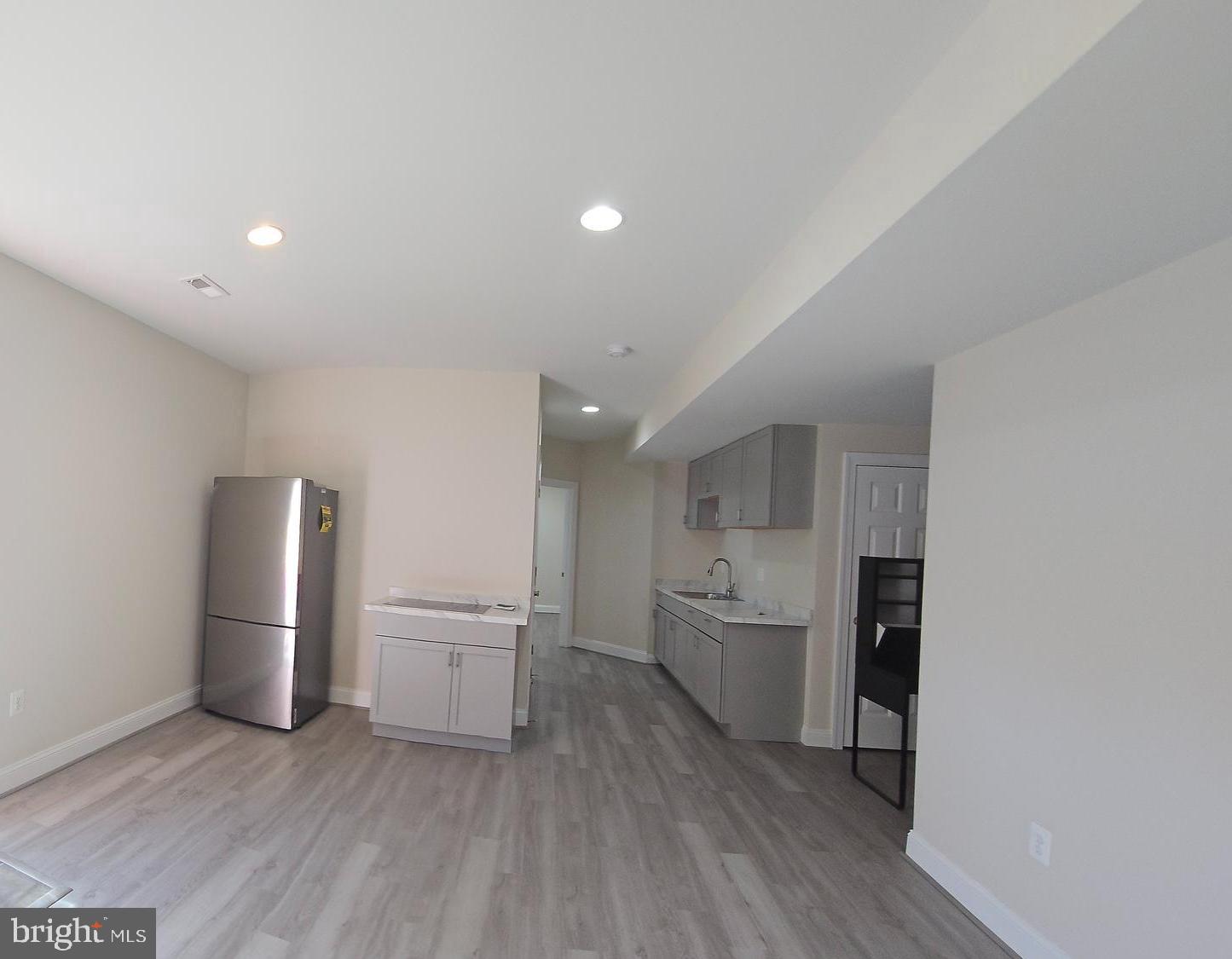 RIDGEFIELD - Residential Lease