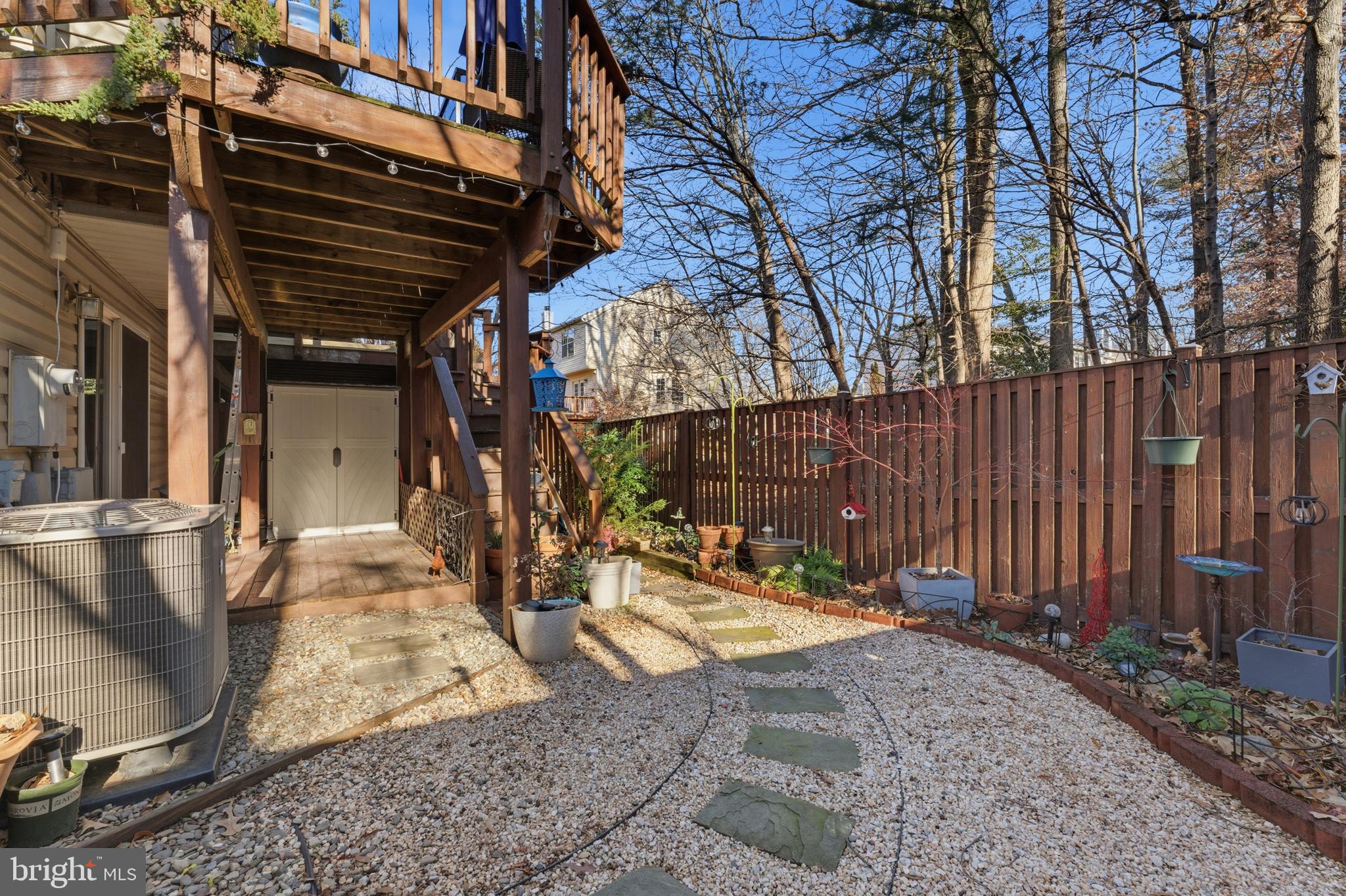 CENTREVILLE GREEN - Residential