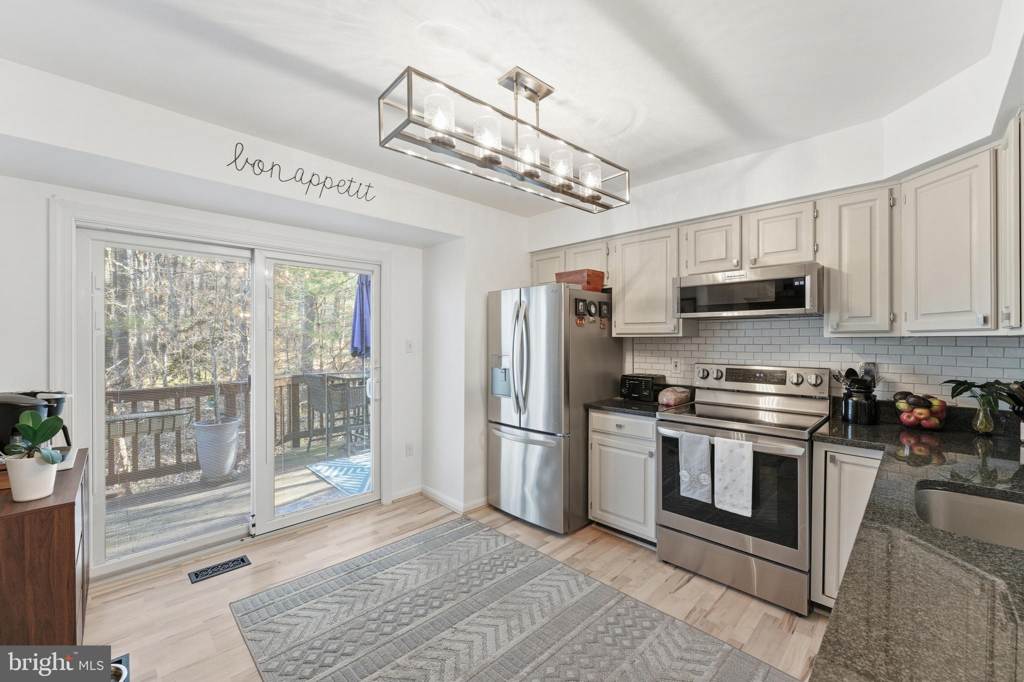 CENTREVILLE GREEN - Residential