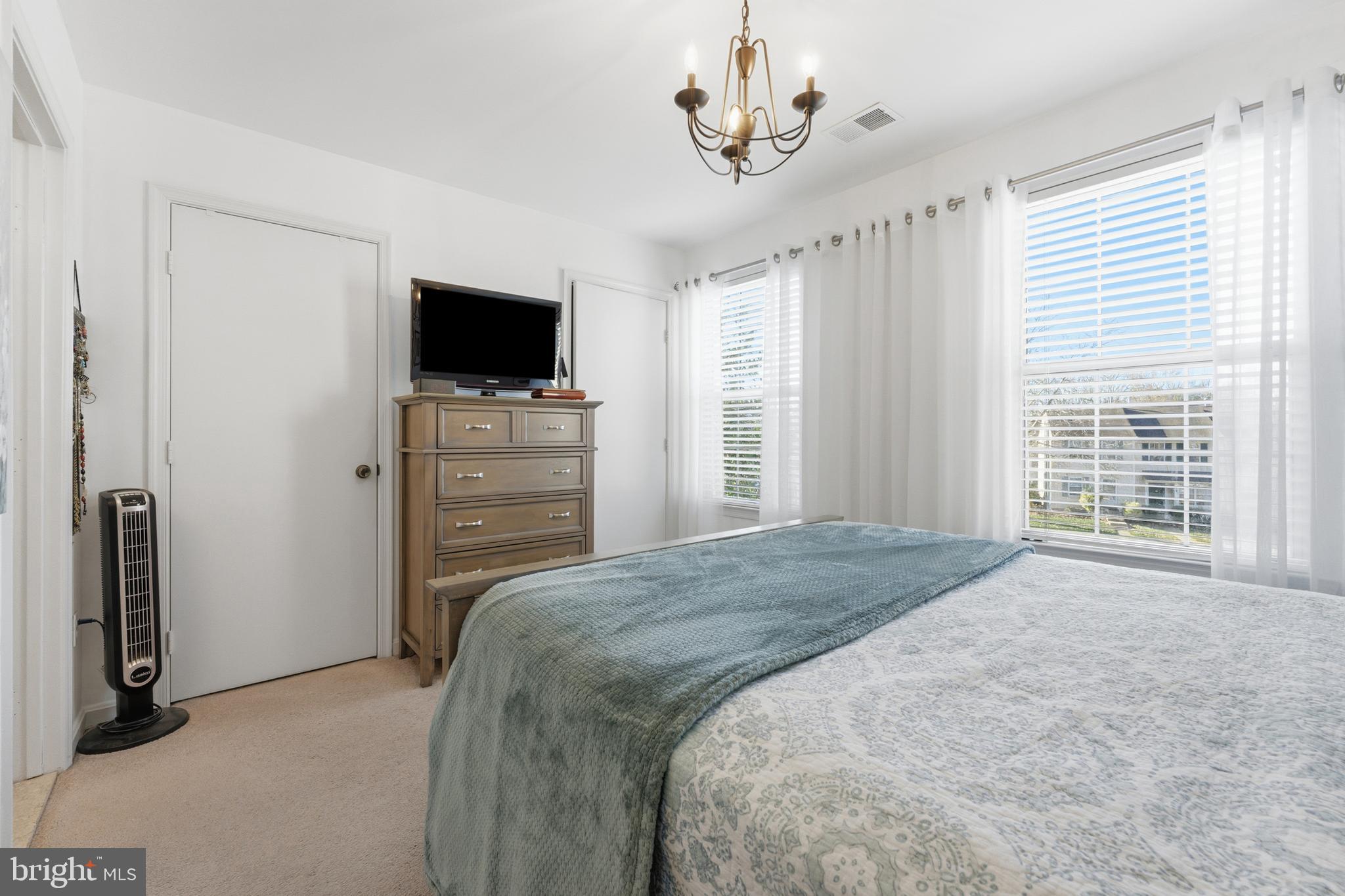 CENTREVILLE GREEN - Residential