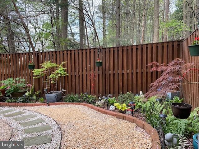 CENTREVILLE GREEN - Residential