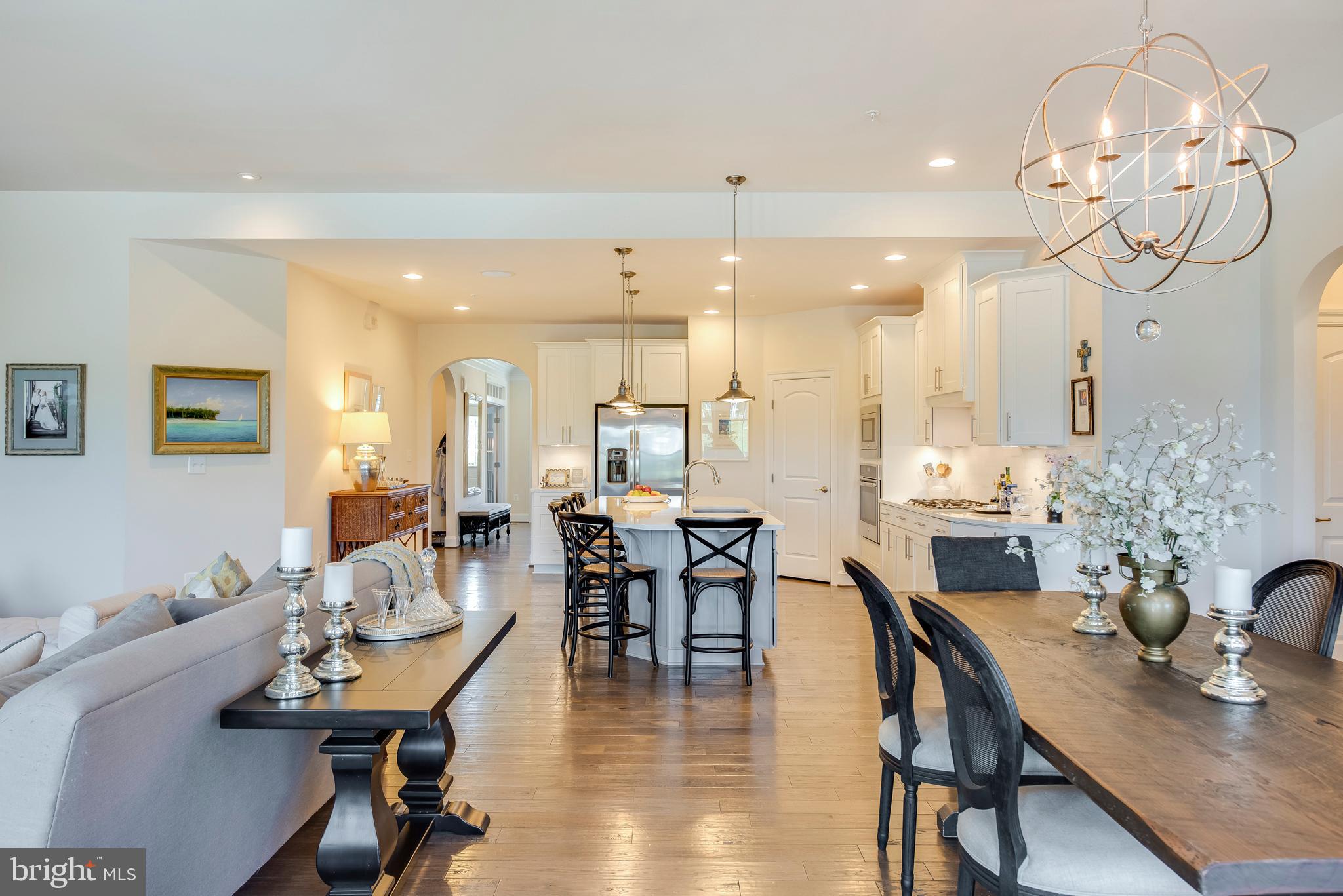 TWO RIVERS - Residential Lease