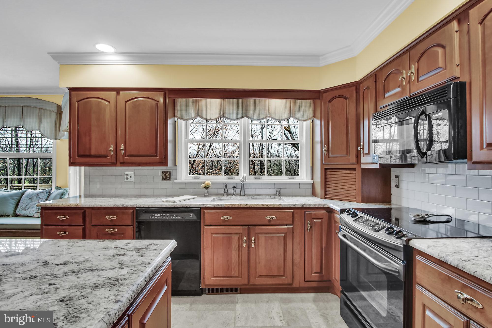 BROOKWOOD PERCH - Residential