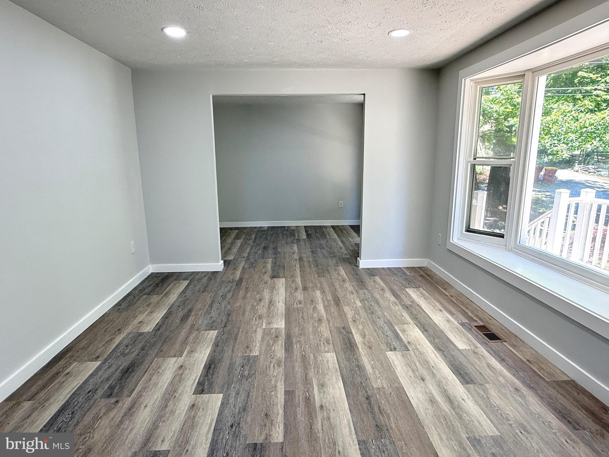 SHANNONDALE - Residential