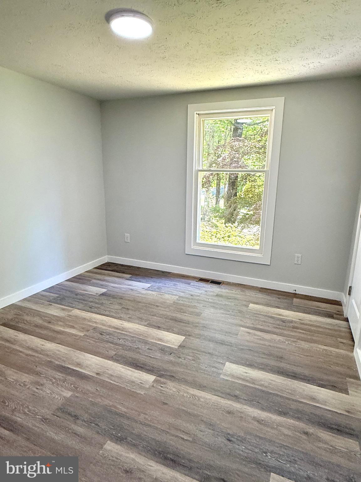 SHANNONDALE - Residential