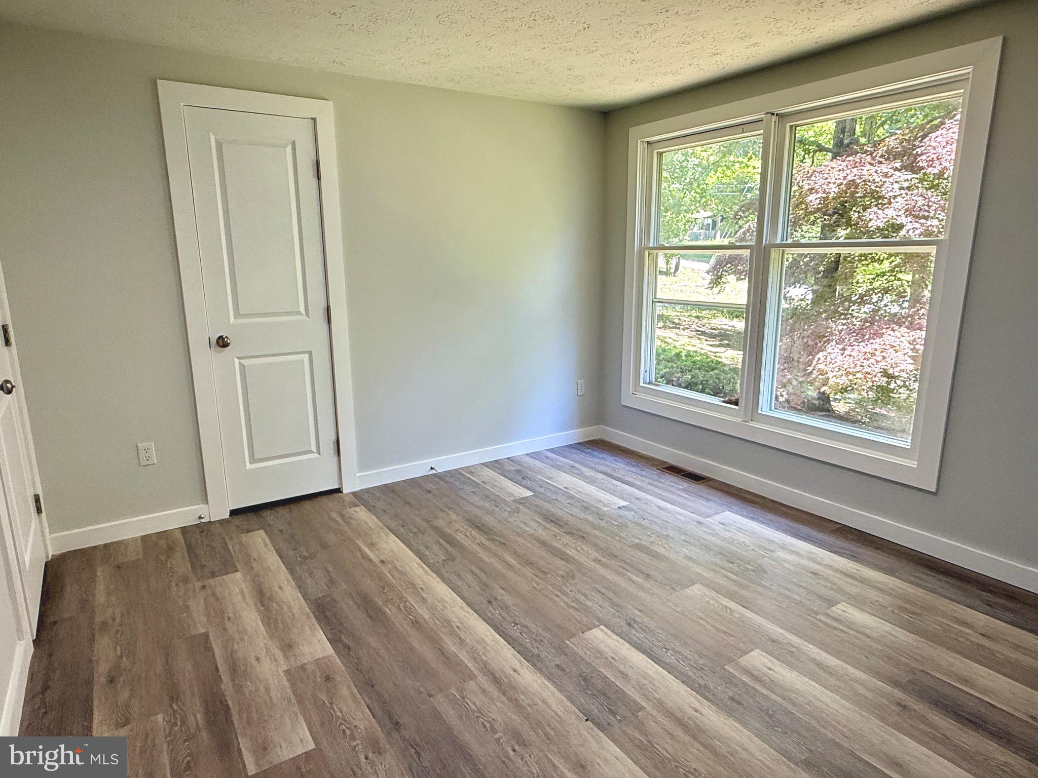 SHANNONDALE - Residential