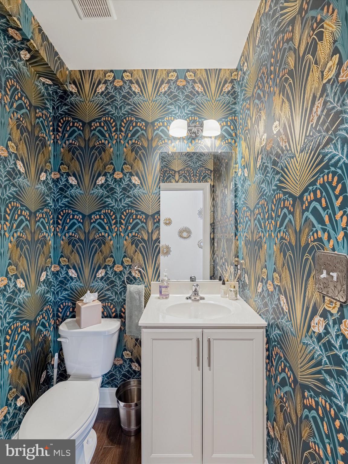 RADCLIFFE COURT - Residential