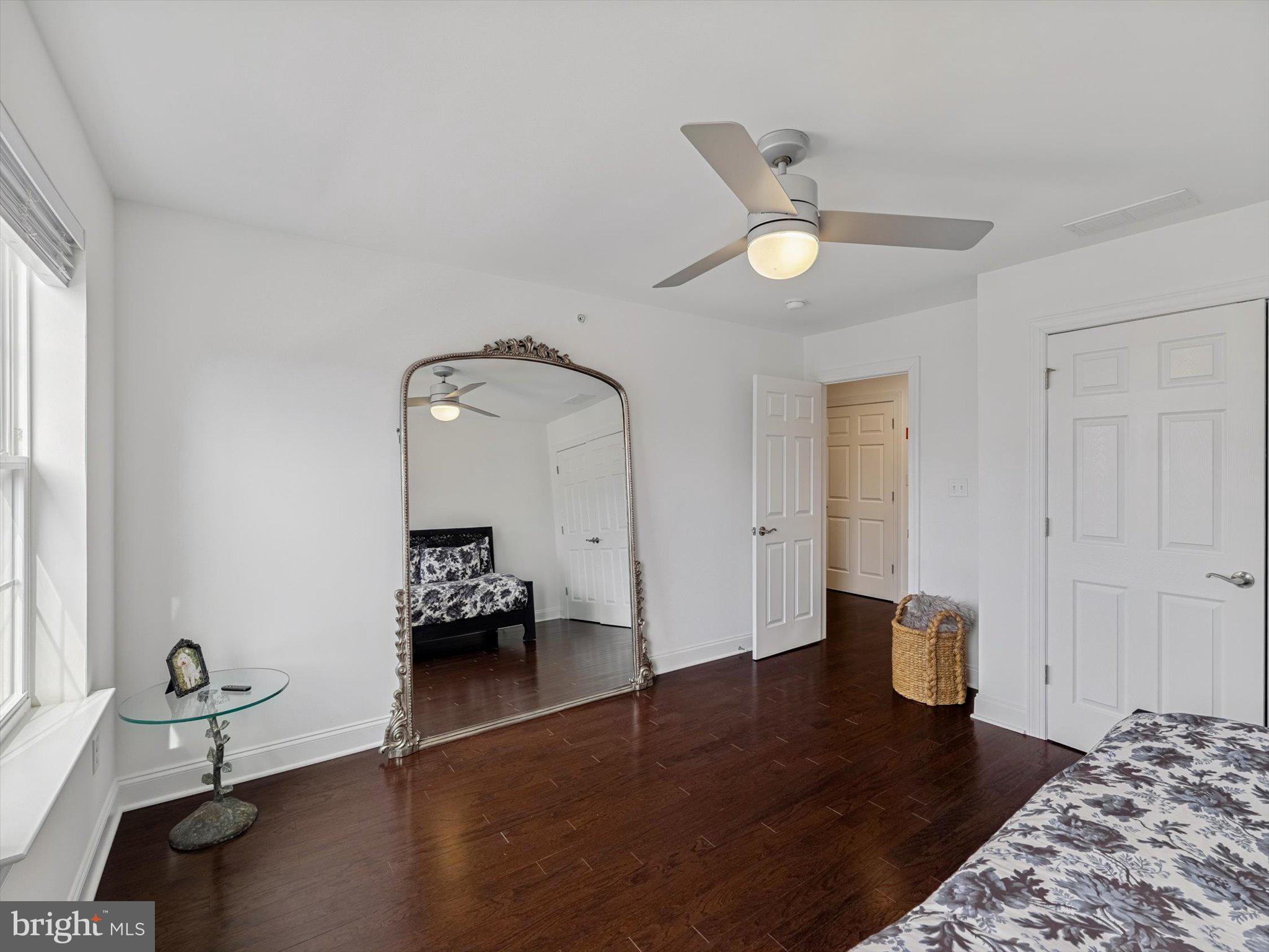 RADCLIFFE COURT - Residential