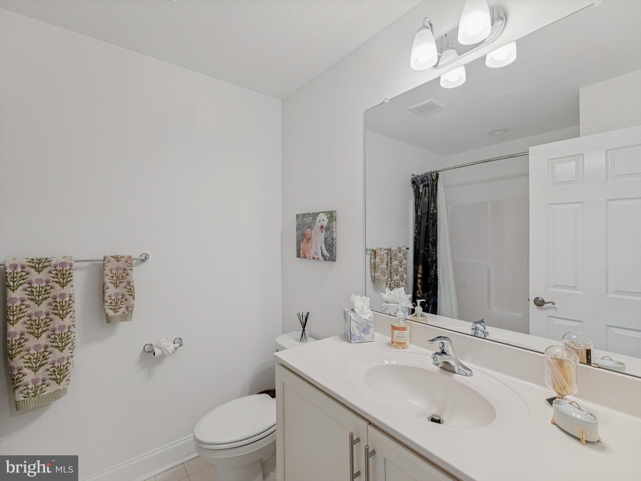 RADCLIFFE COURT - Residential