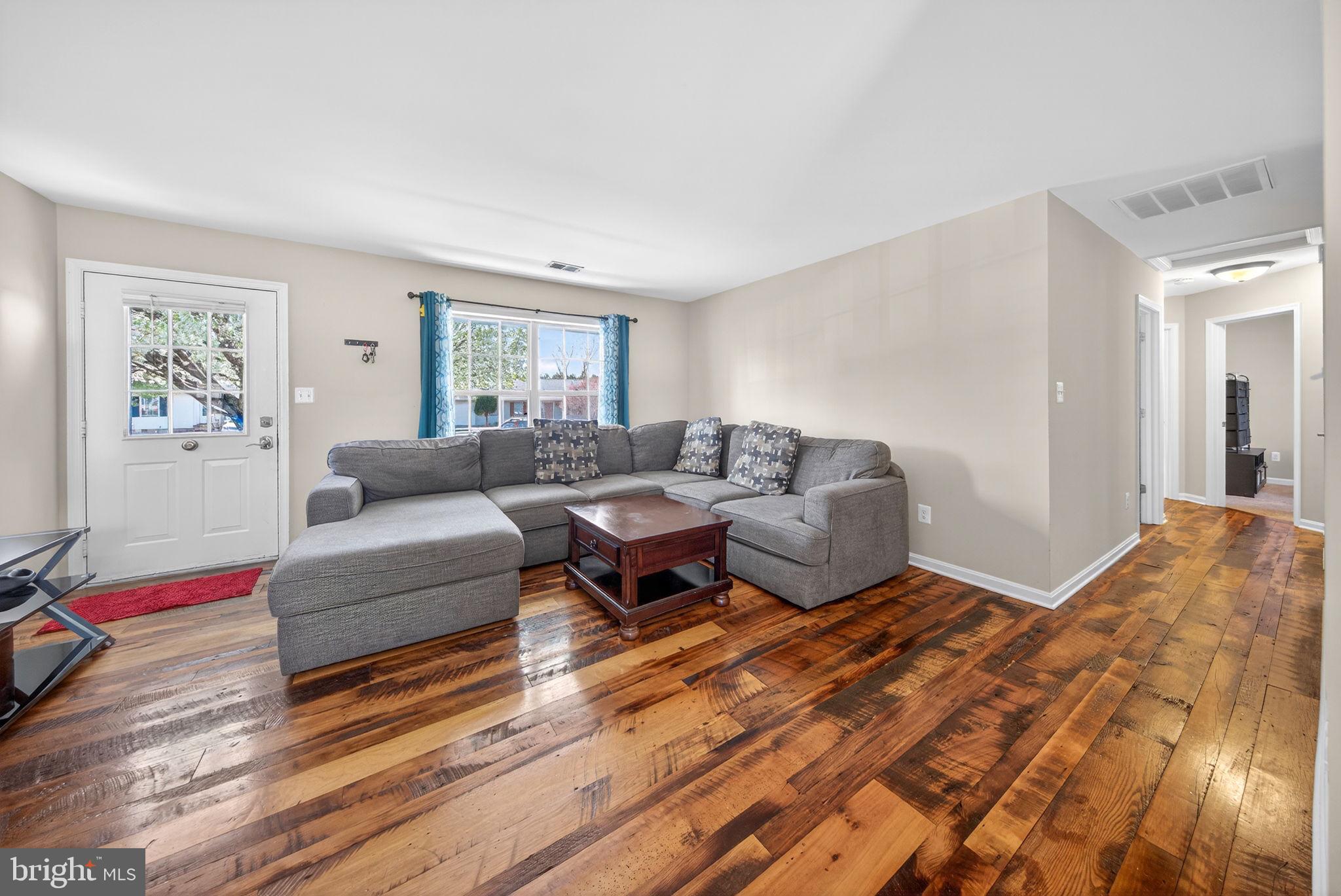 LEES GLEN - Residential