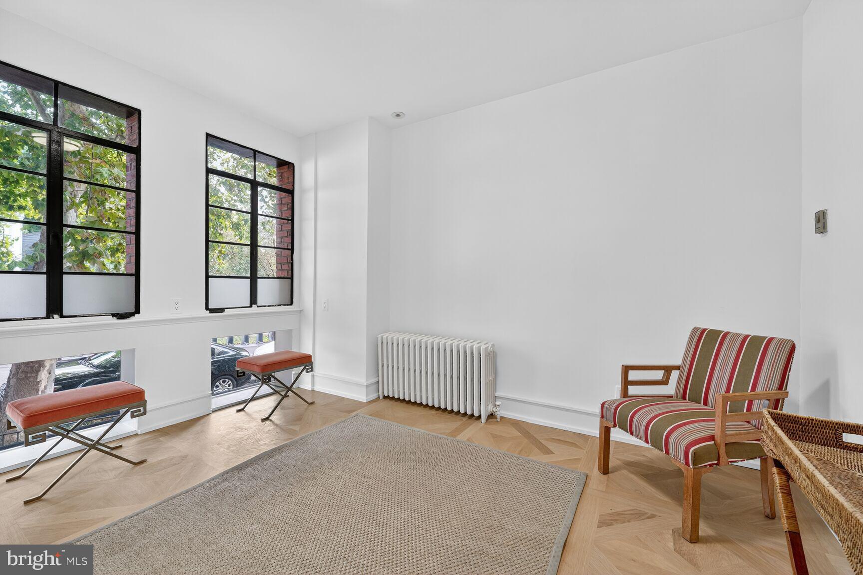 1656 33RD STREET NW