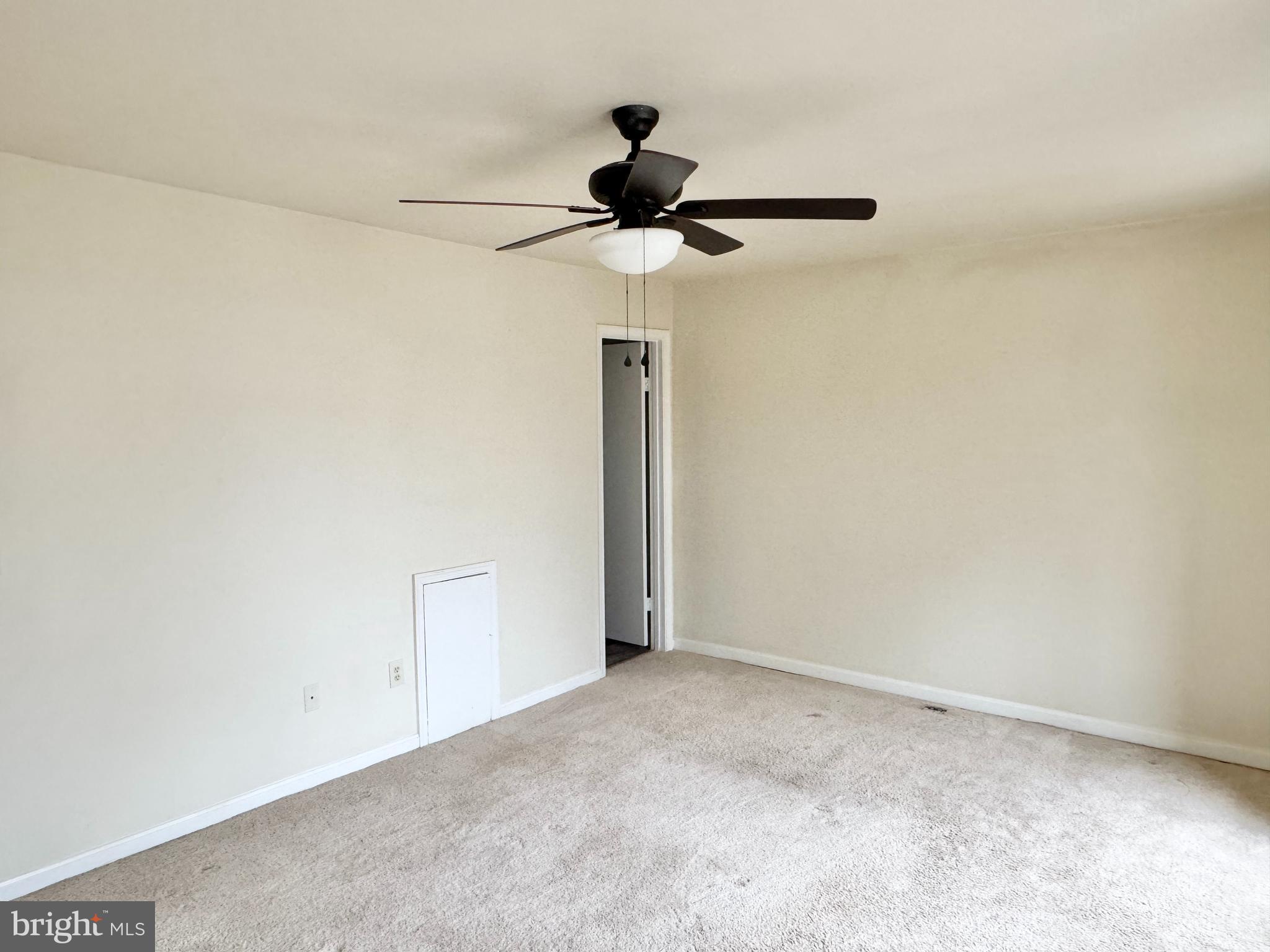 BALLANTRAYE - Residential Lease