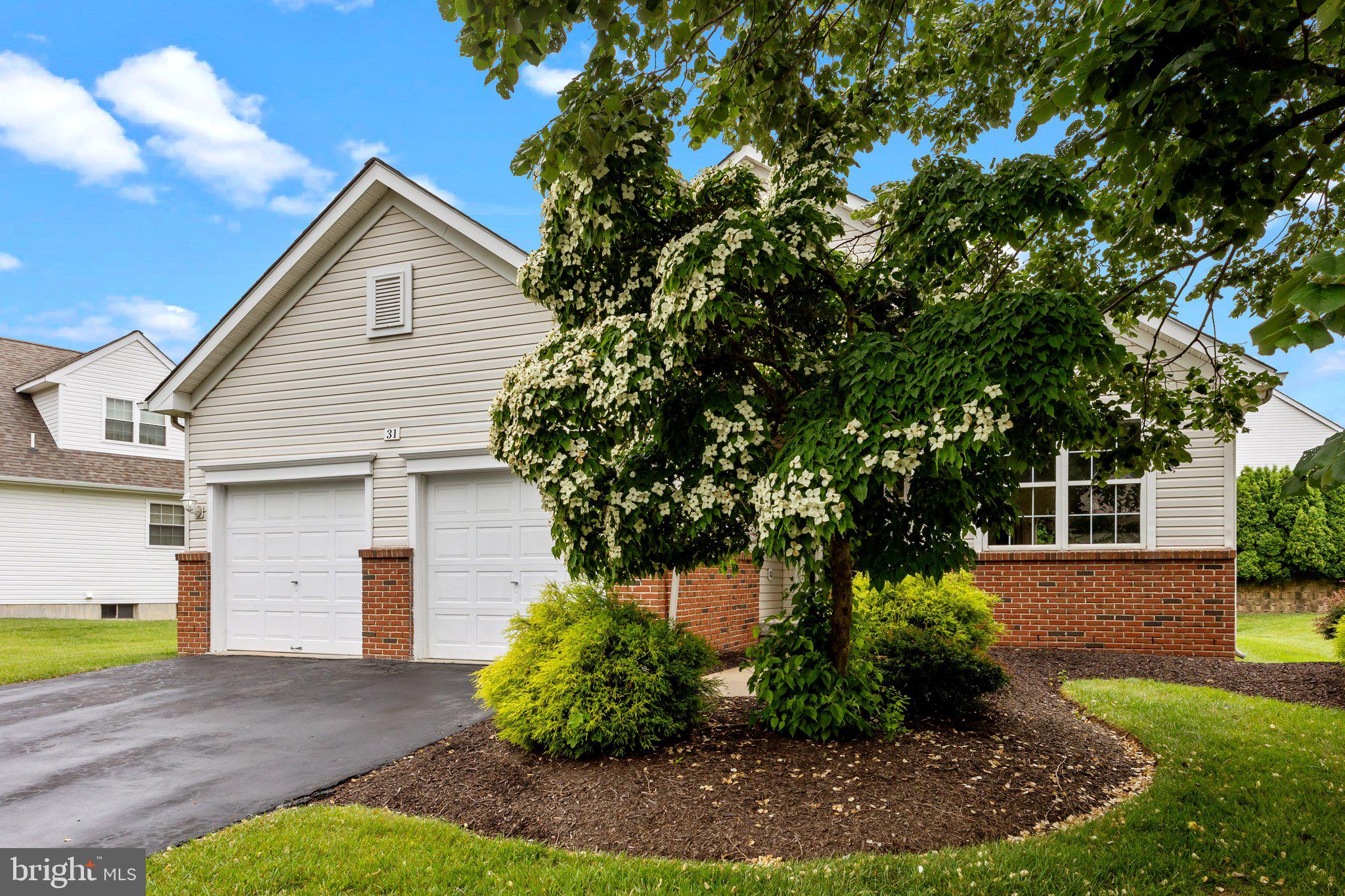 31 BLUE FLAX LANE