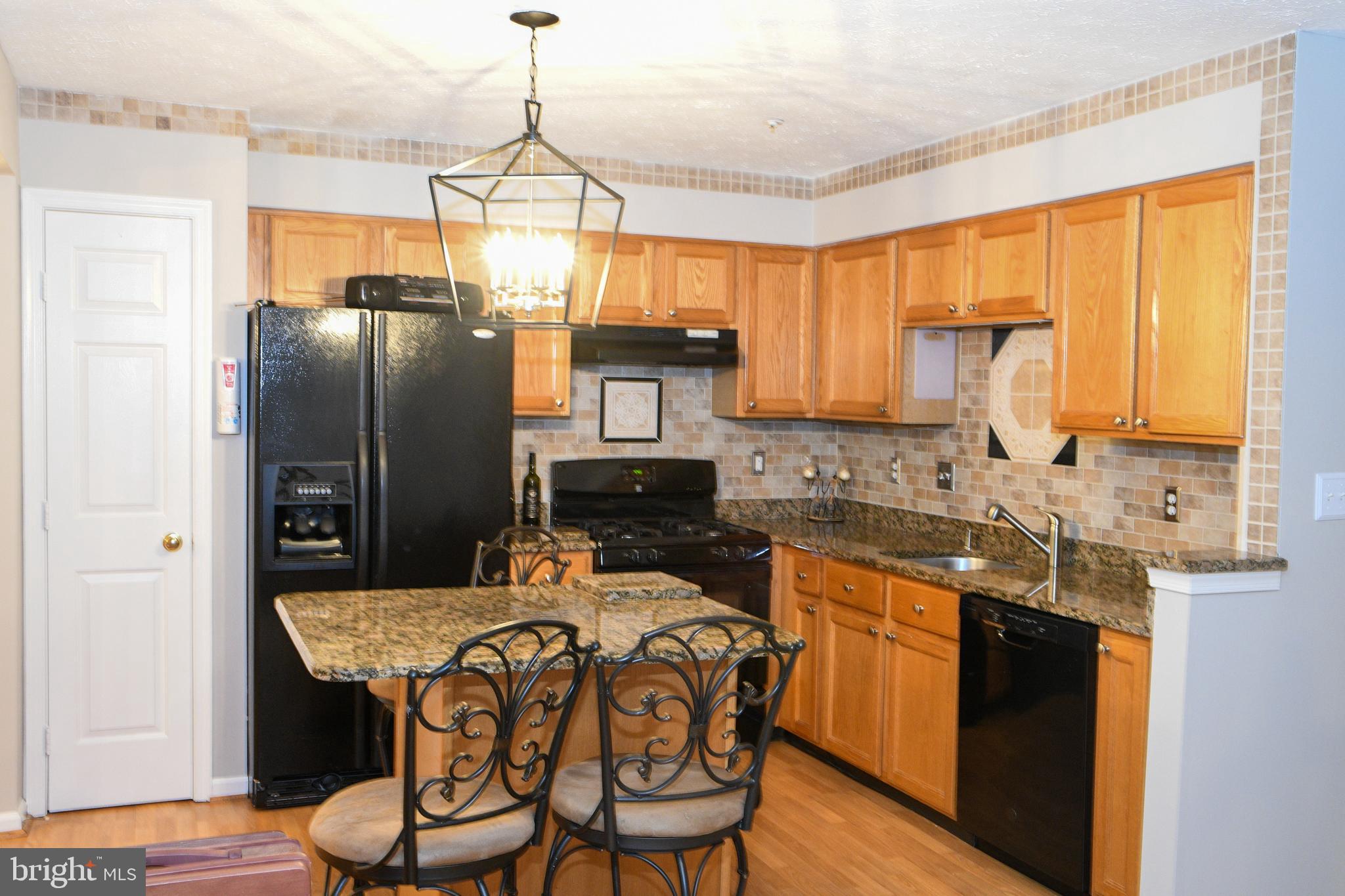 RUSSETT - Residential