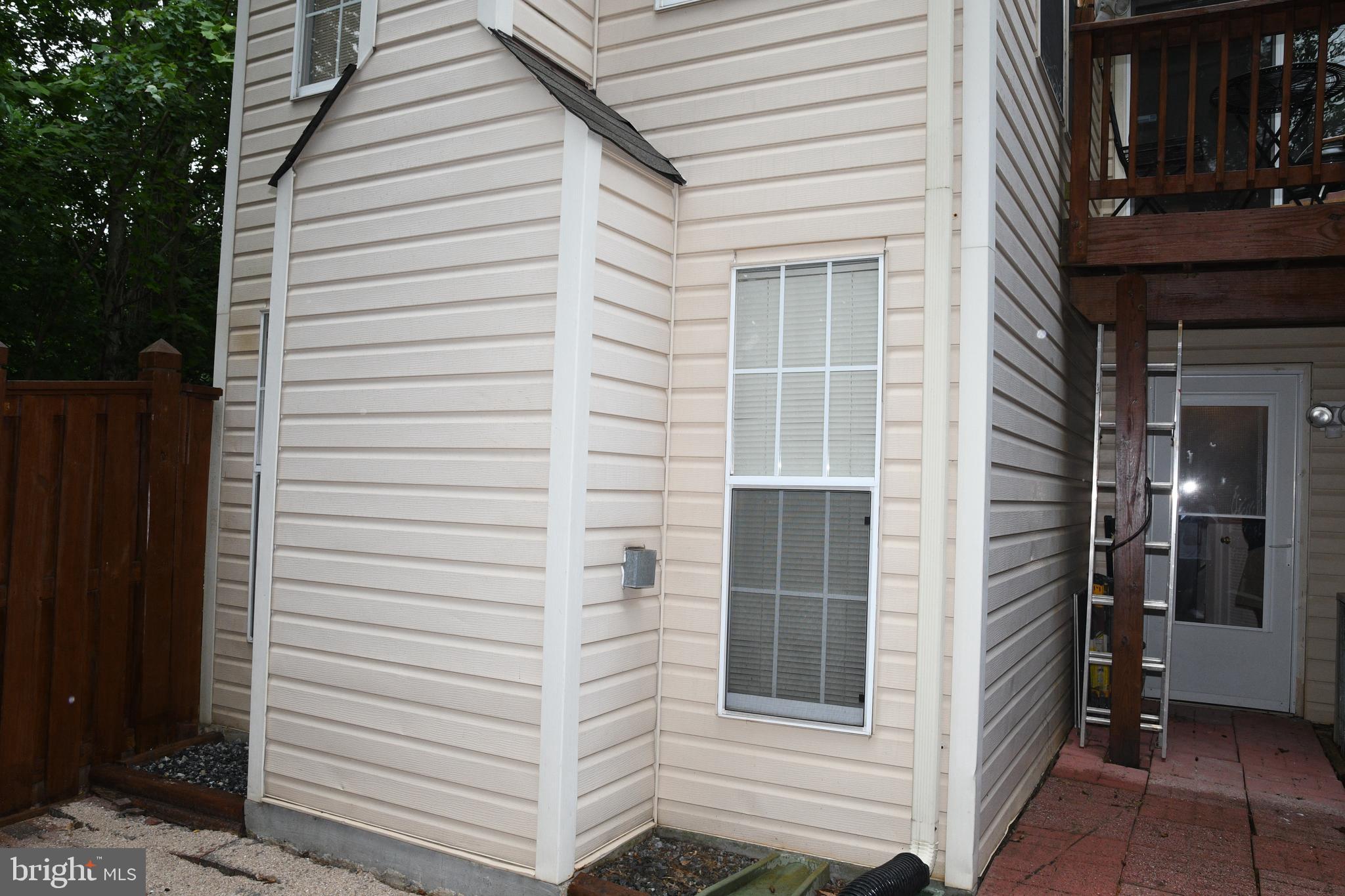 RUSSETT - Residential