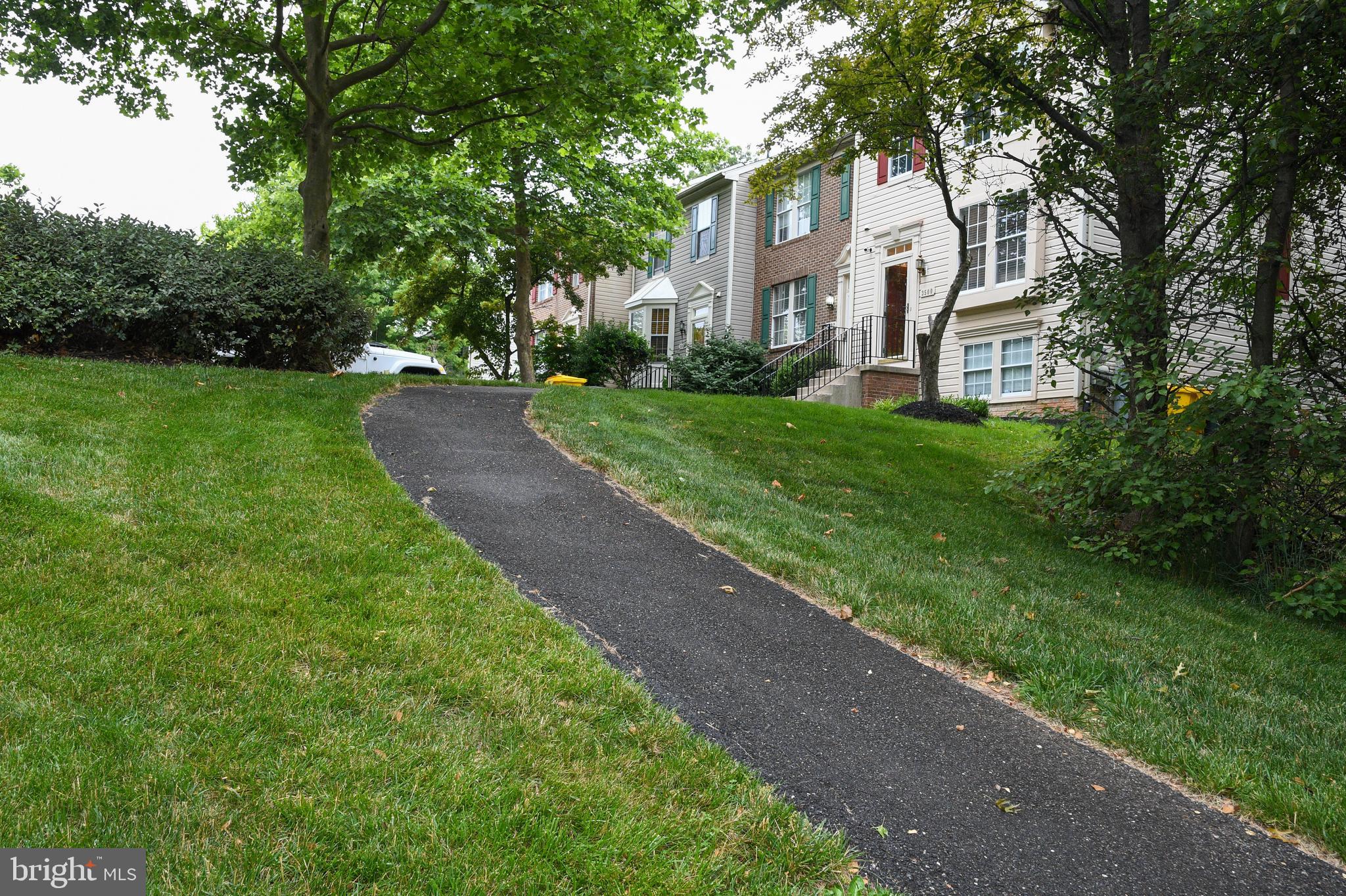 RUSSETT - Residential