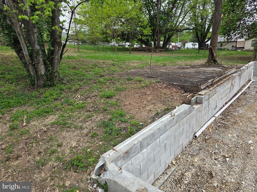 604 S MOUNTAIN ROAD
