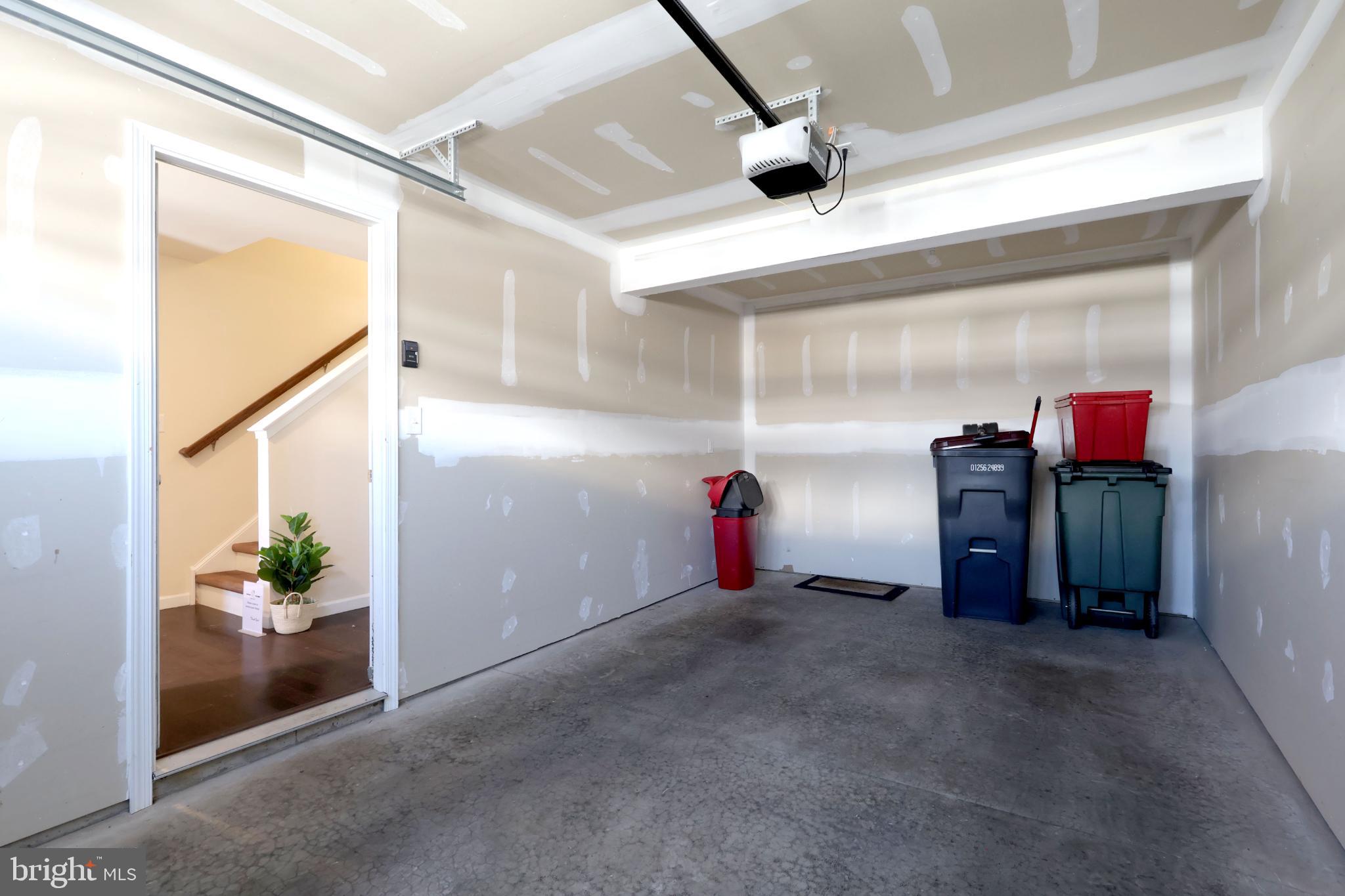 THE GATES - Residential