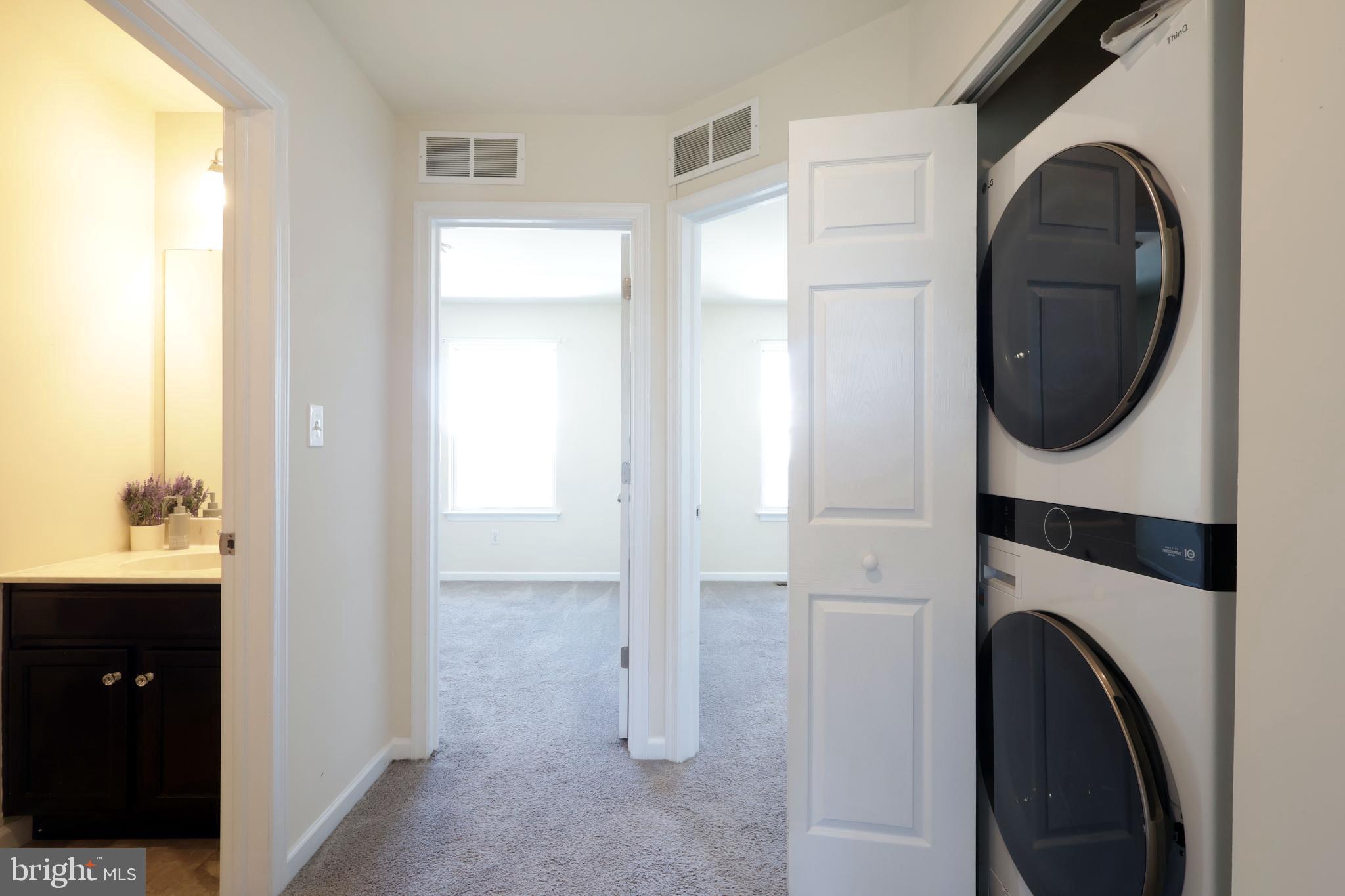 THE GATES - Residential