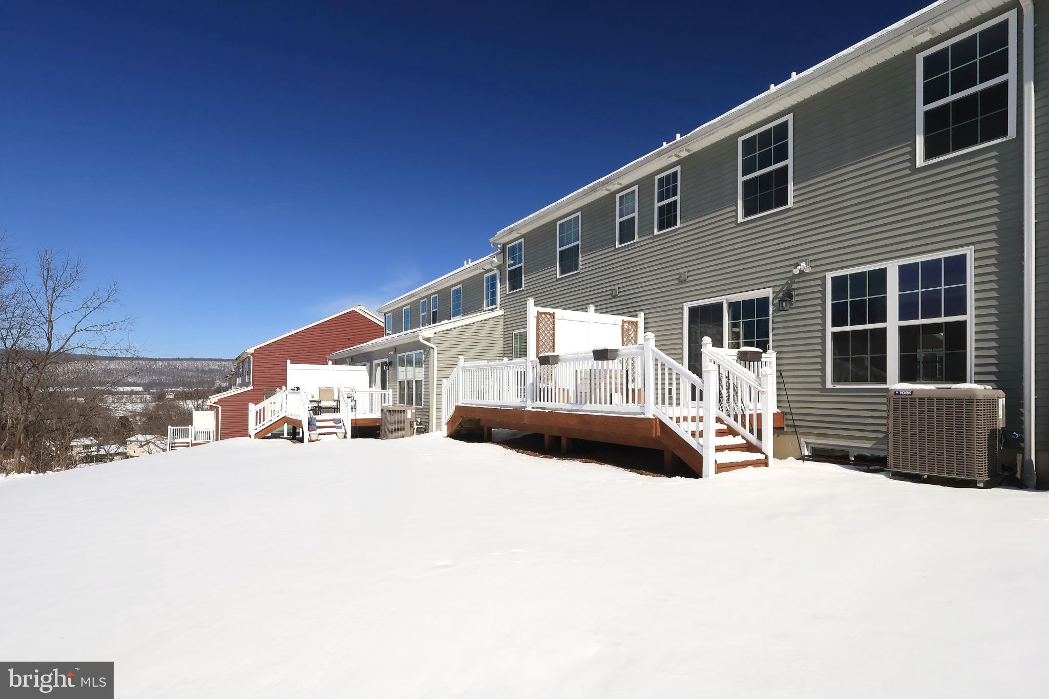 THE GATES - Residential