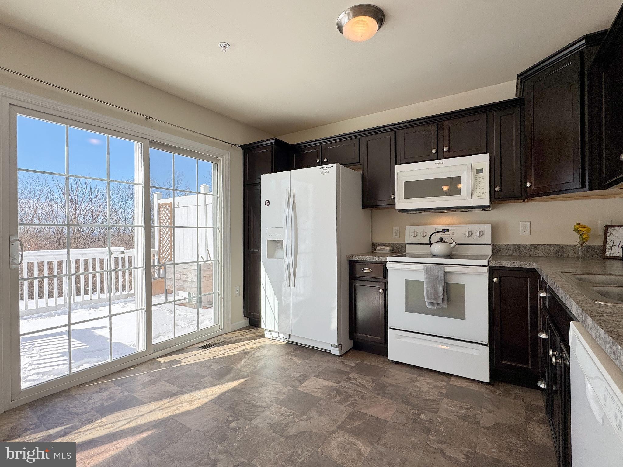 THE GATES - Residential