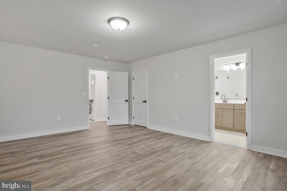 CEDARHURST ON THE BAY - Residential