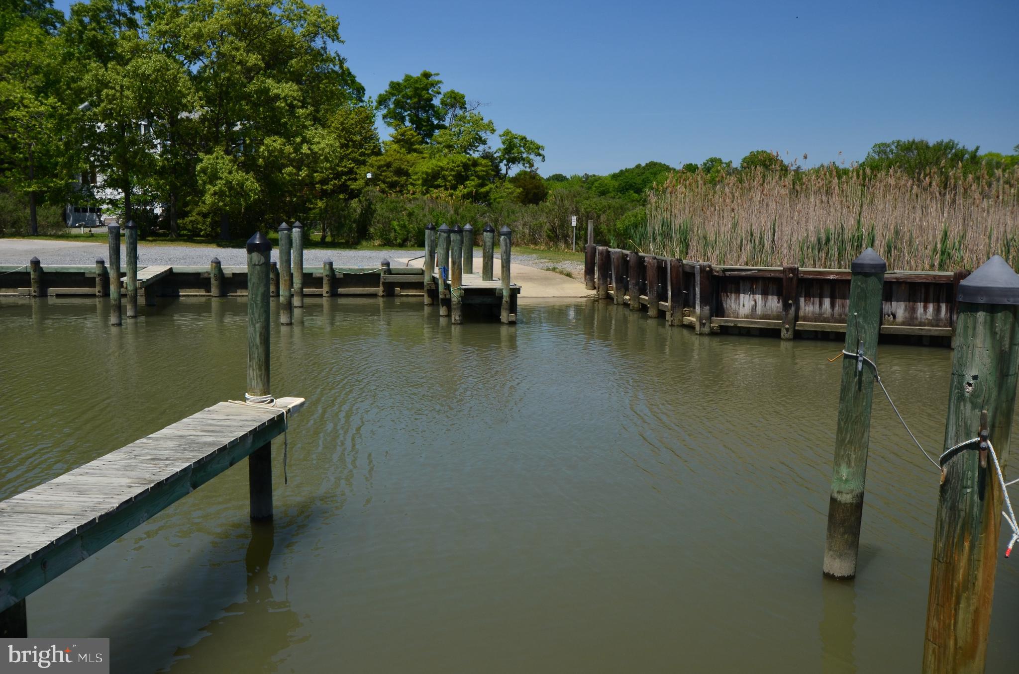 CEDARHURST ON THE BAY - Residential