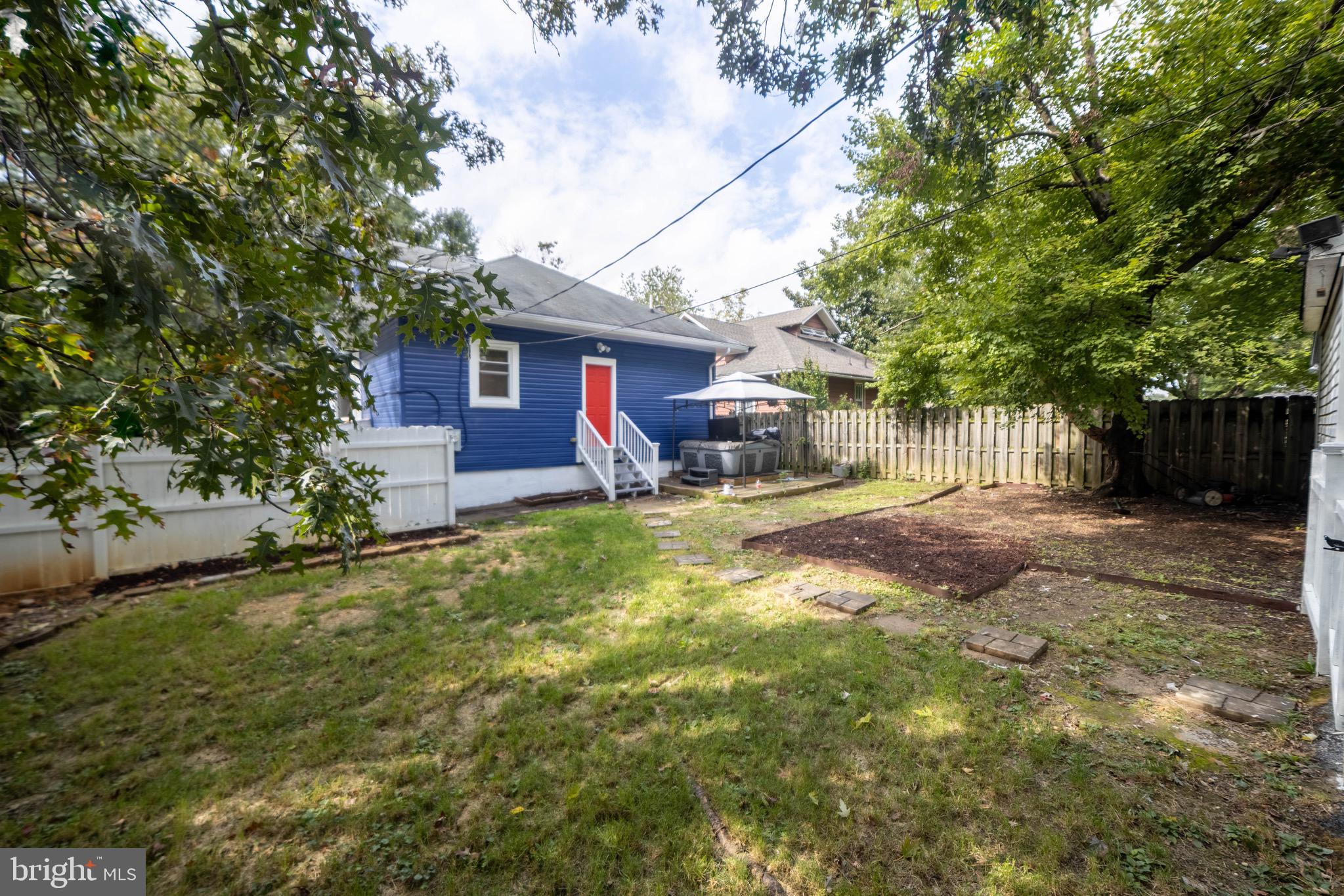 LOCH RAVEN - Residential
