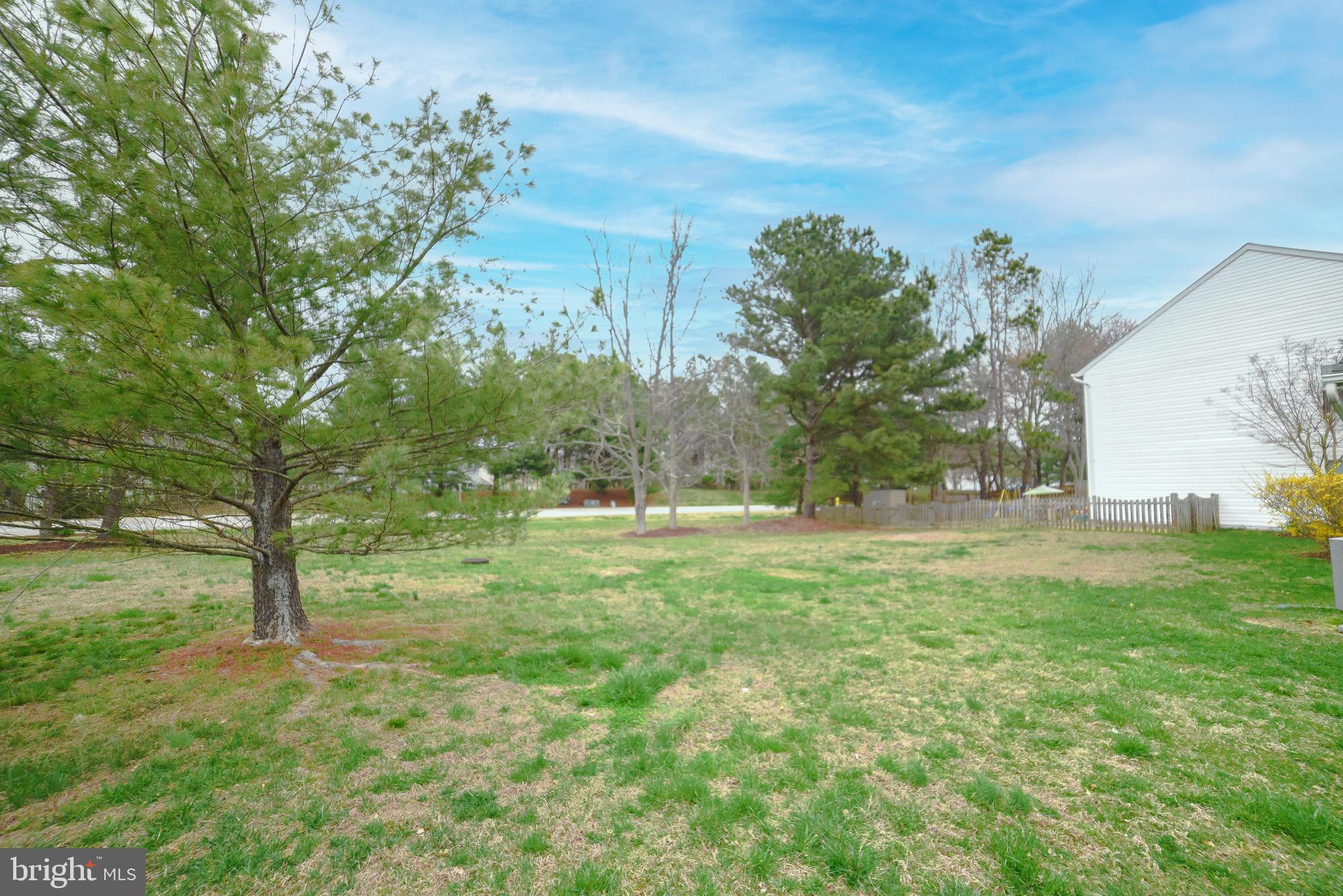 PICKETTS HARBOR - Residential