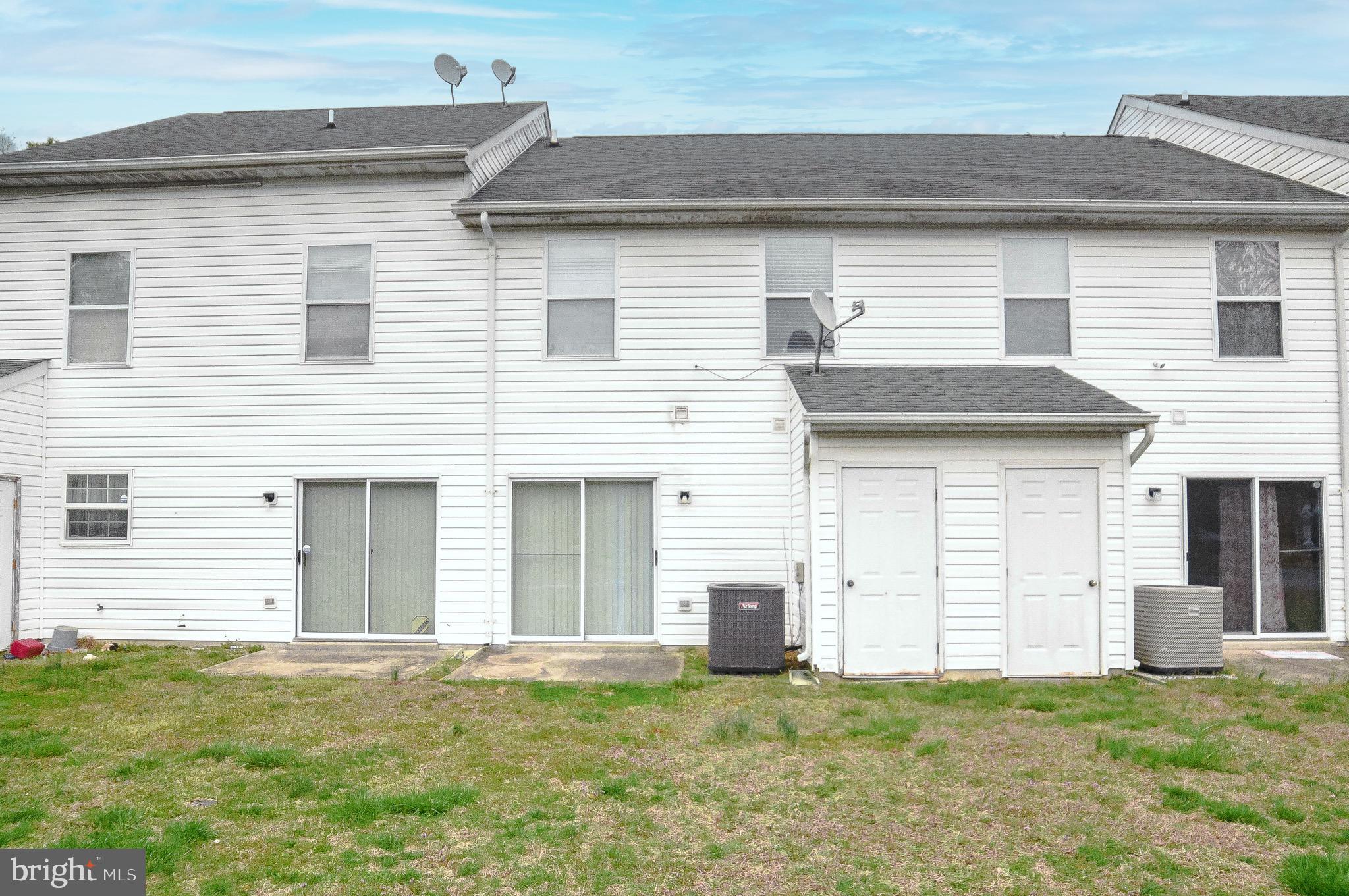 PICKETTS HARBOR - Residential