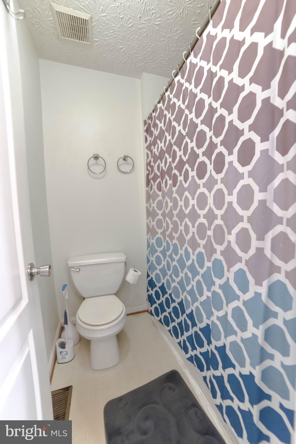 PICKETTS HARBOR - Residential