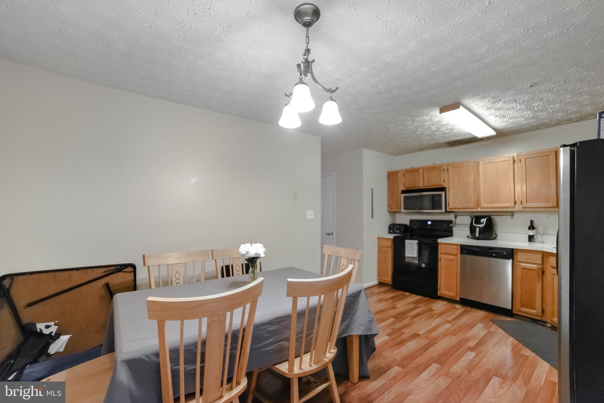 PICKETTS HARBOR - Residential