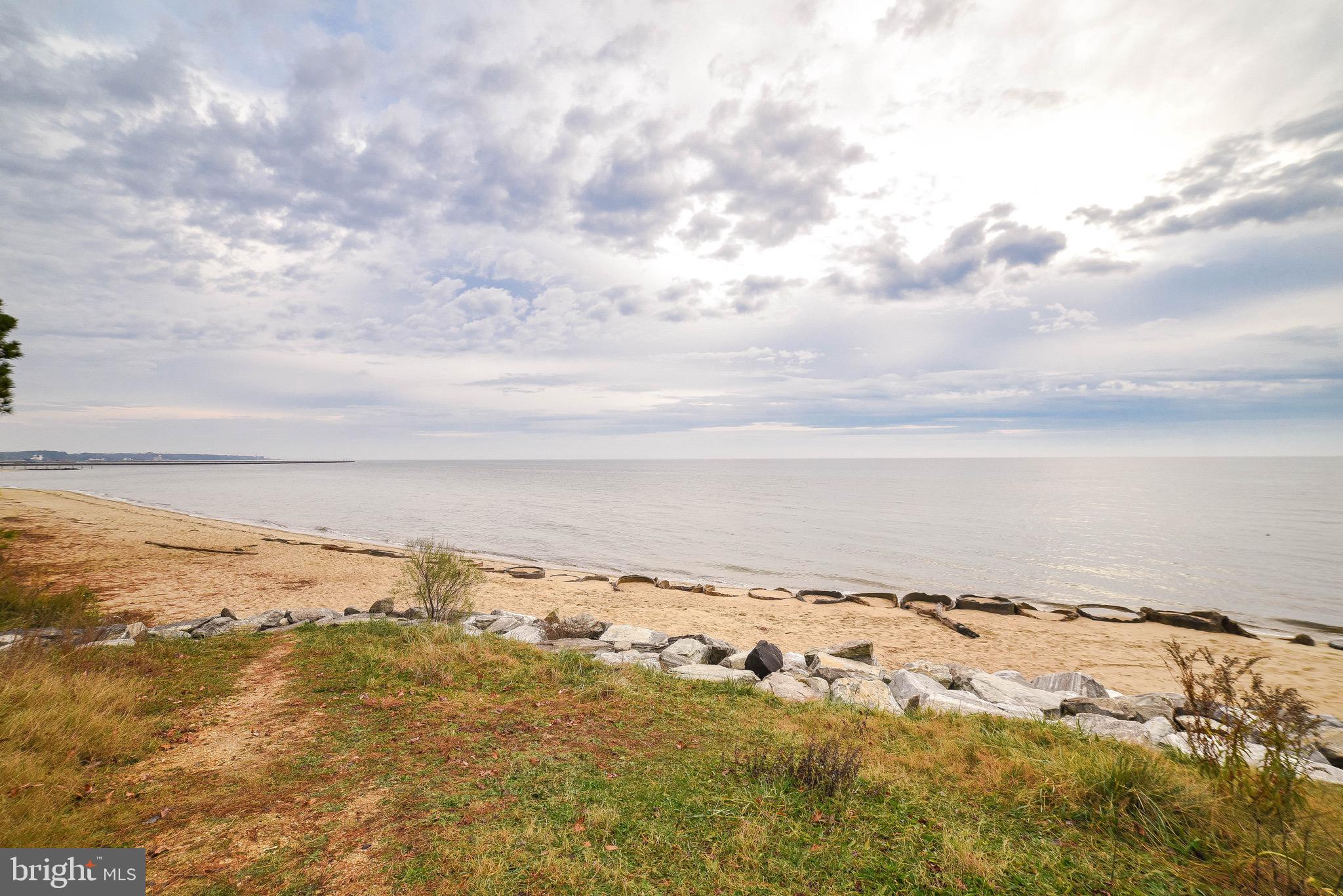 PICKETTS HARBOR - Residential