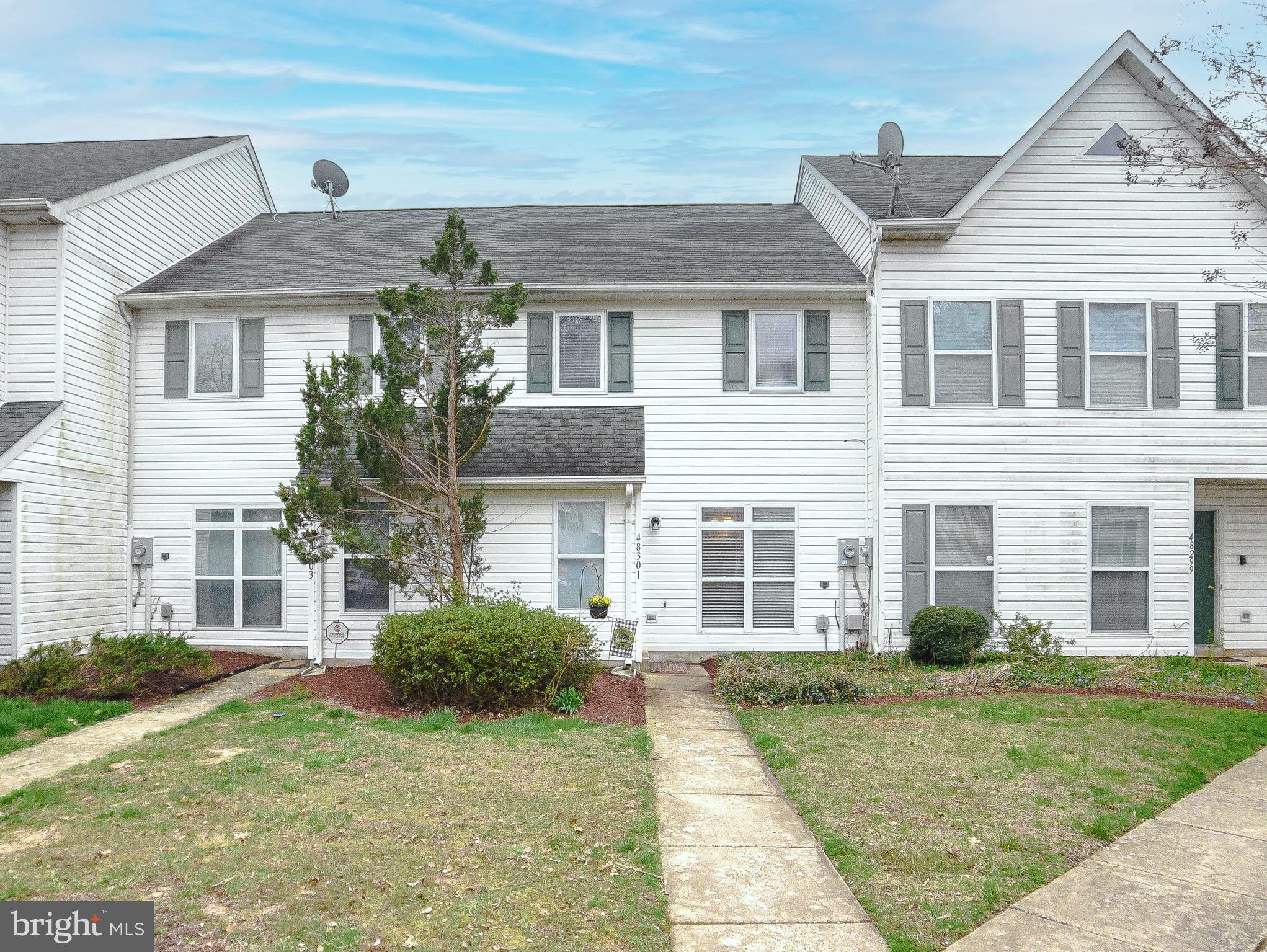 PICKETTS HARBOR - Residential