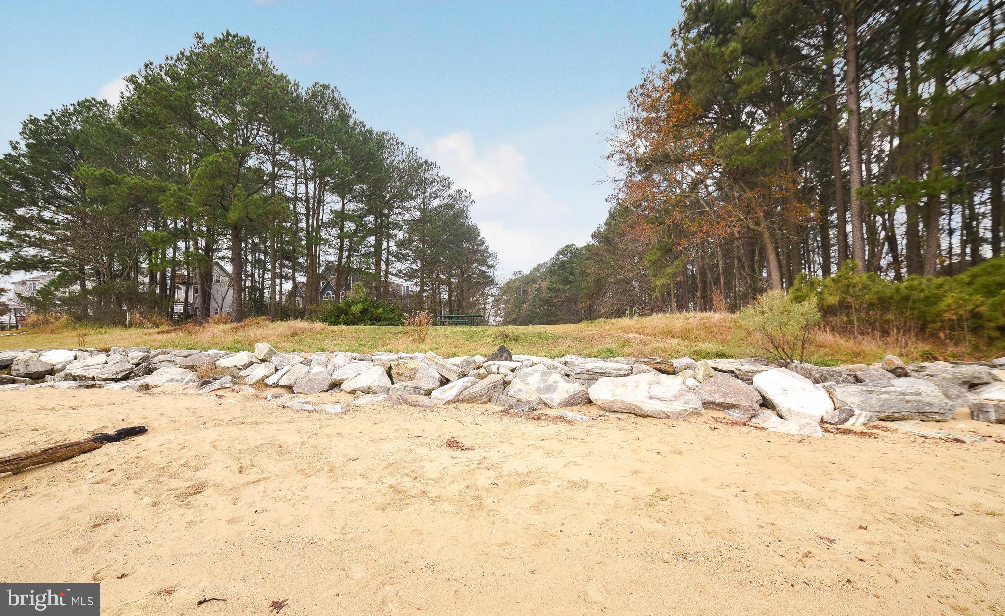 PICKETTS HARBOR - Residential