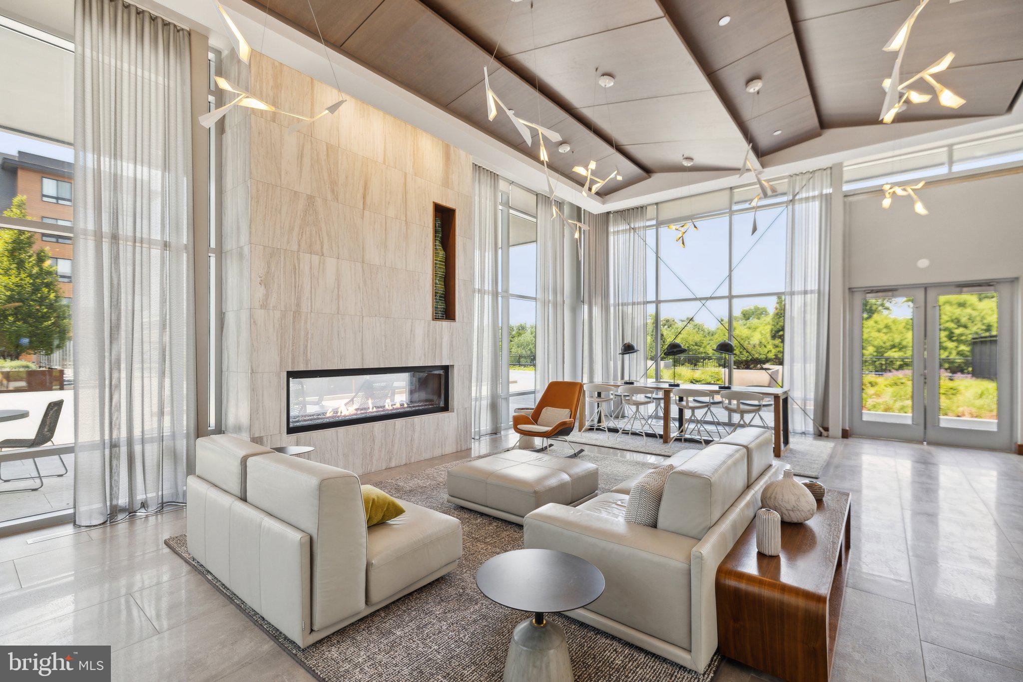 NATIONAL HARBOR - Residential