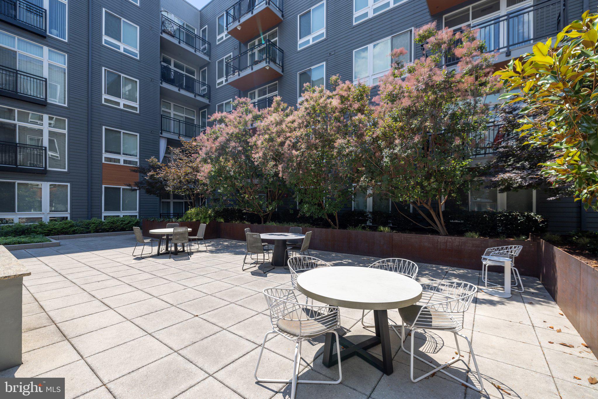 NATIONAL HARBOR - Residential