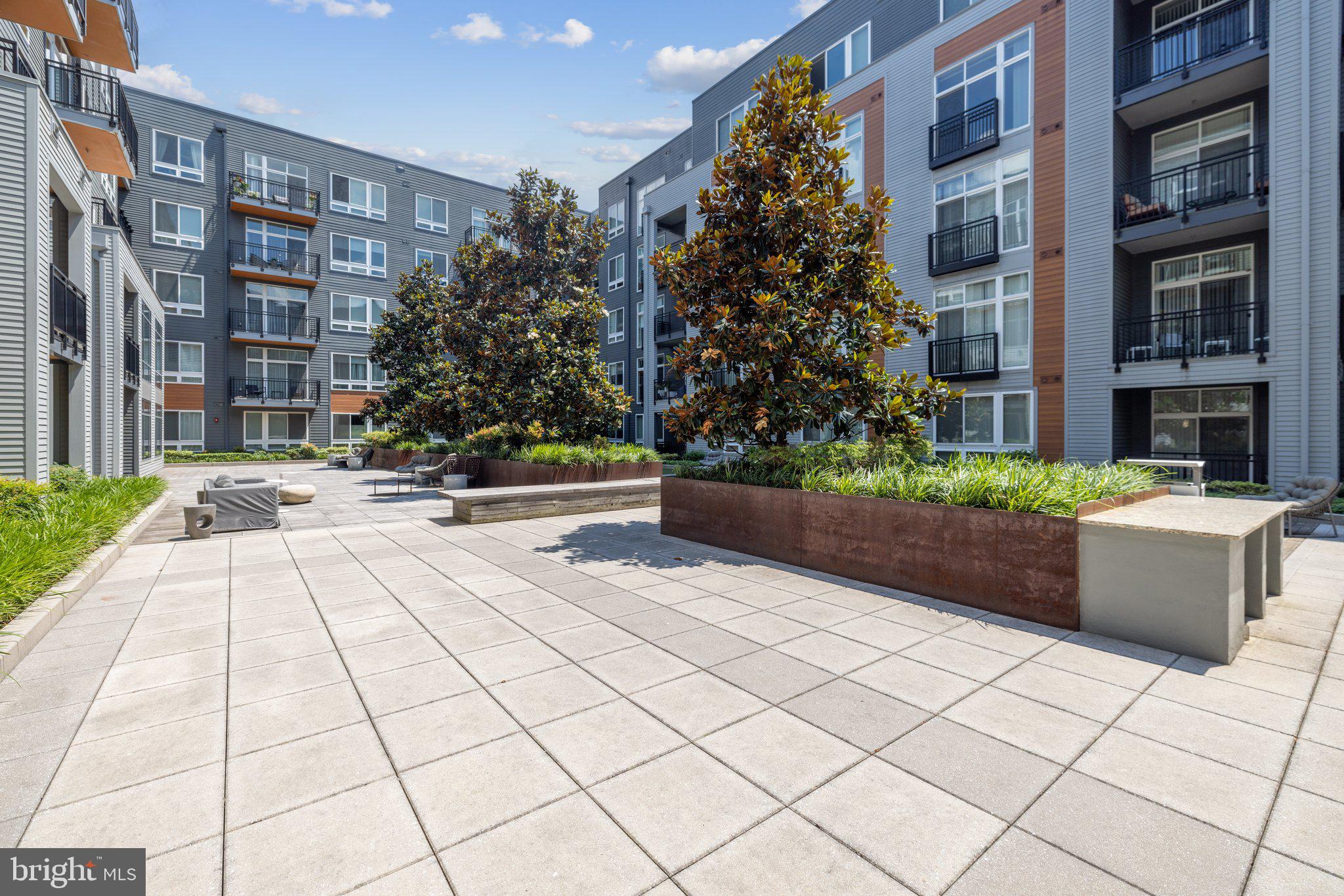 NATIONAL HARBOR - Residential