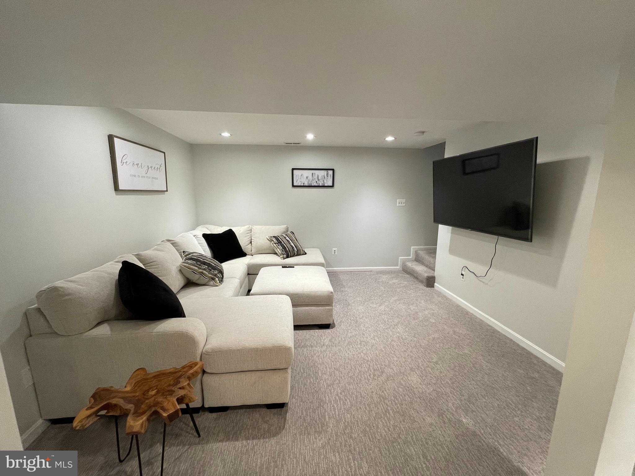 BULL RUN ESTATES - Residential Lease